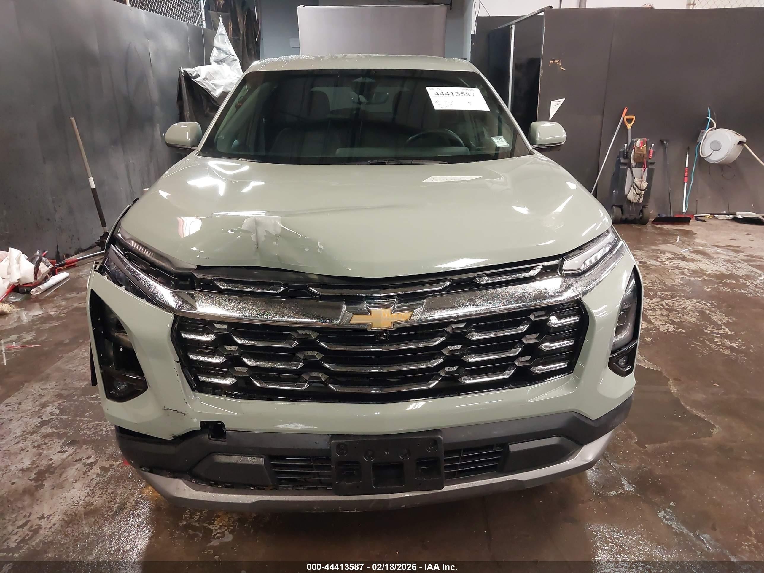 2025 Chevrolet Equinox Awd Lt Gray vin: 3GNAXPEG8SL130121