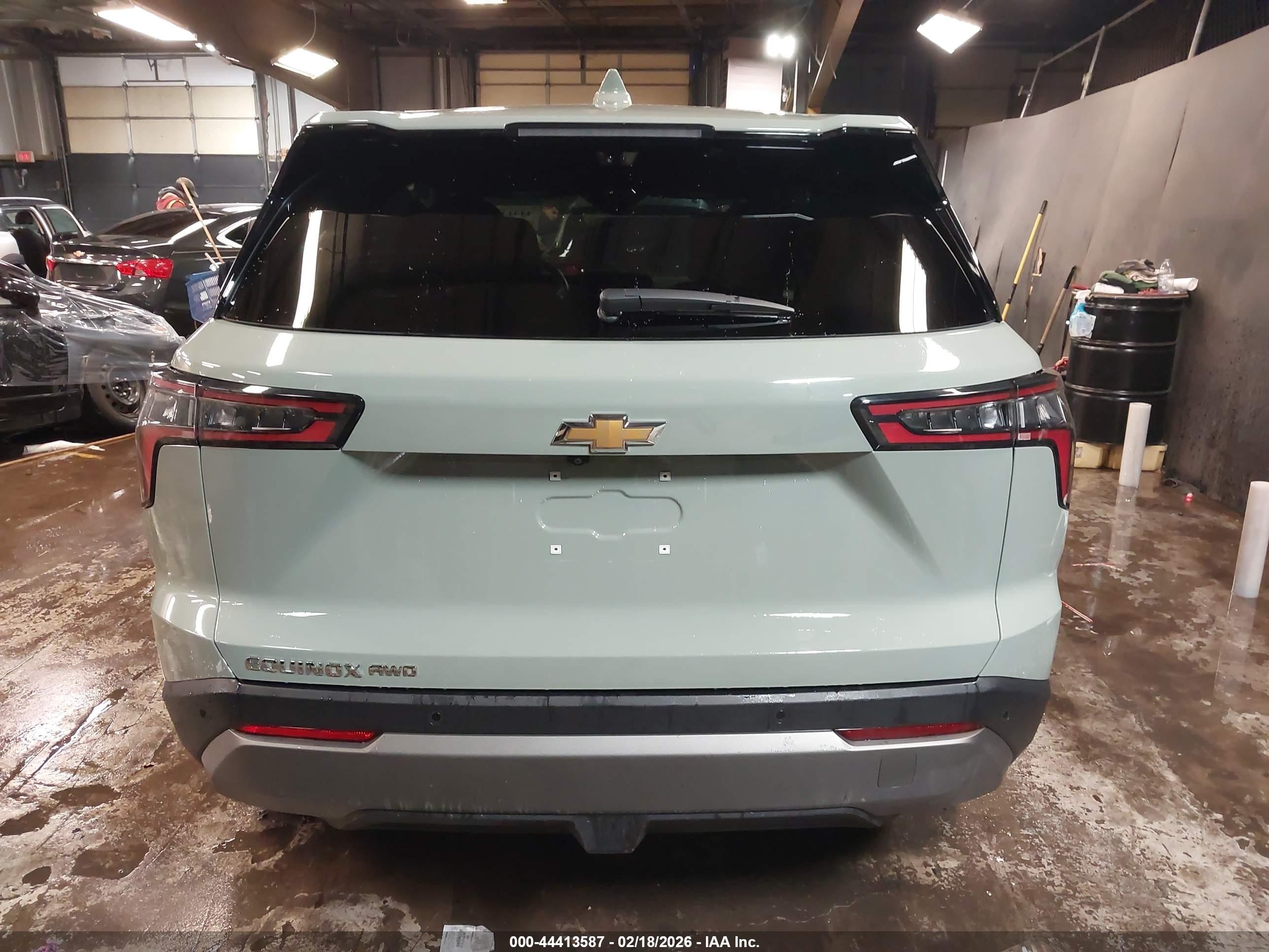 2025 Chevrolet Equinox Awd Lt Gray vin: 3GNAXPEG8SL130121