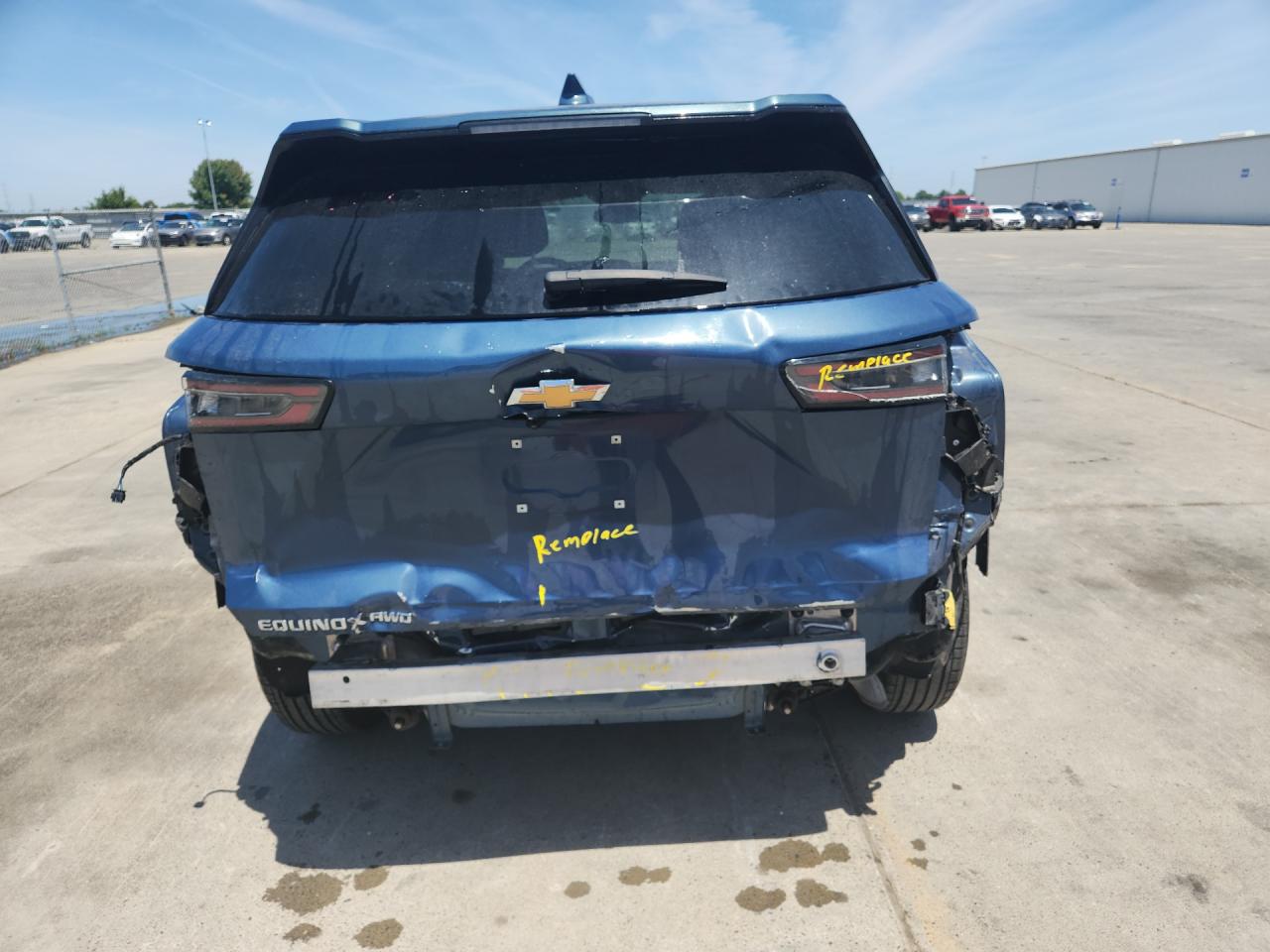 2025 Chevrolet Equinox Lt Blue vin: 3GNAXPEGXSL316405 Damage: Rear Bumper Molding, Broken, Replacement Required