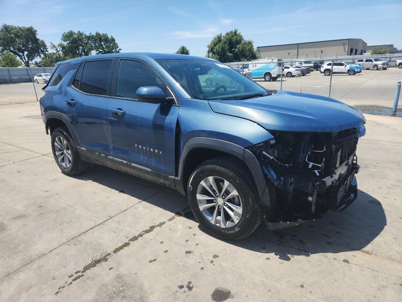 2025 Chevrolet Equinox Lt Blue vin: 3GNAXPEGXSL316405 Damage: Right Head Lamp, Broken, Replacement Required