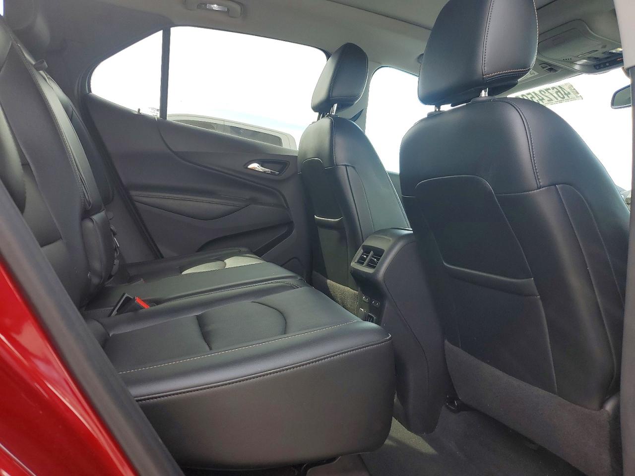 2018 Chevrolet Equinox Premier Maroon vin: 3GNAXPEU8JS561651