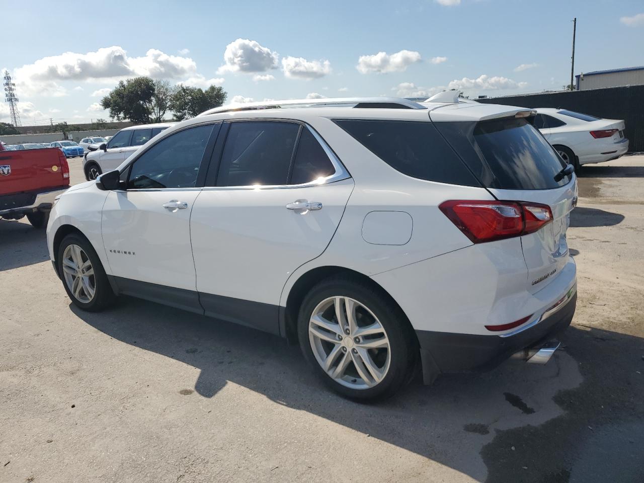 2019 Chevrolet Equinox Premier Белый vin: 3GNAXPEX5KS570206