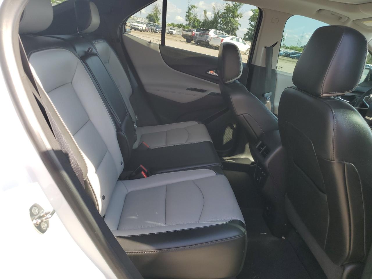 2019 Chevrolet Equinox Premier Белый vin: 3GNAXPEX5KS570206