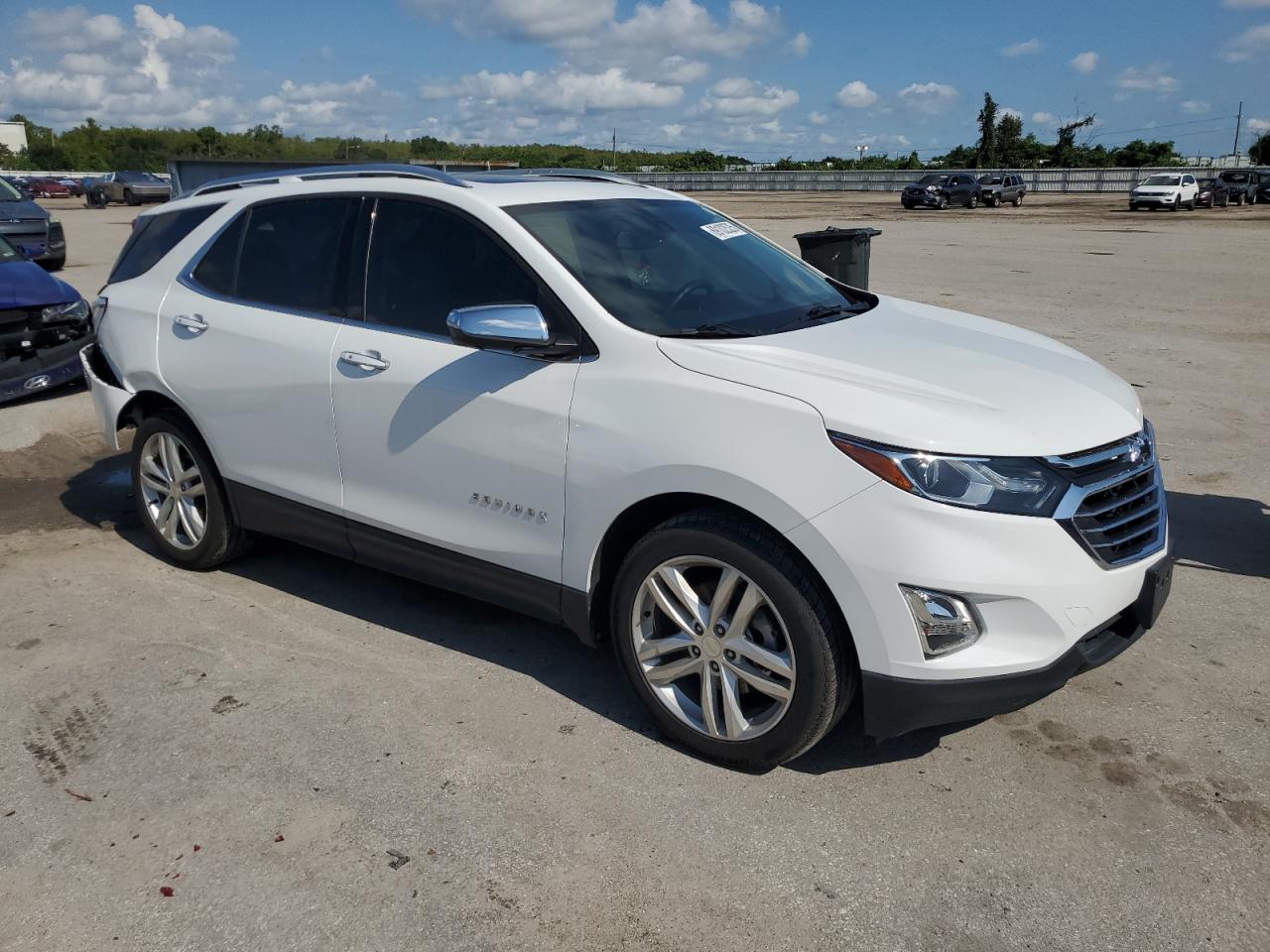 2019 Chevrolet Equinox Premier Белый vin: 3GNAXPEX5KS570206