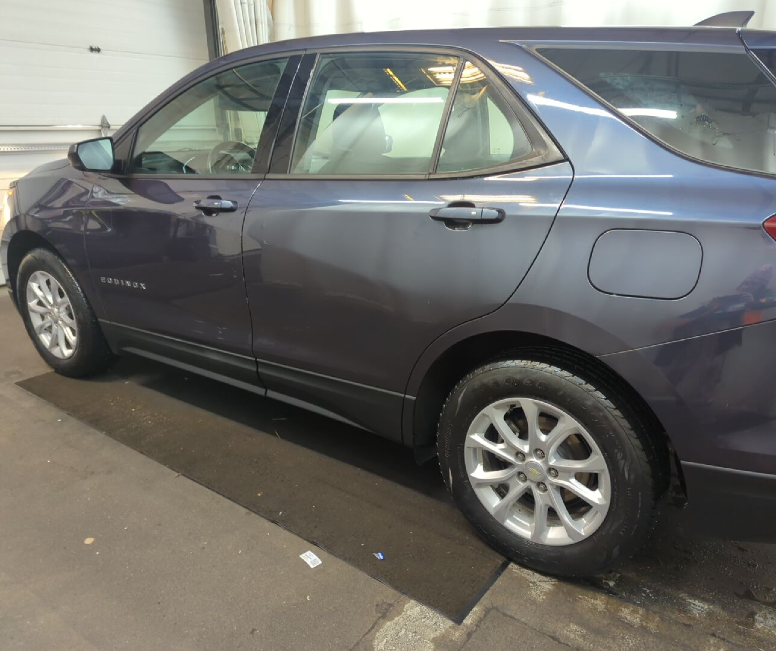 2018 Chevrolet Equinox Ls vin: 3GNAXREVXJS588306
