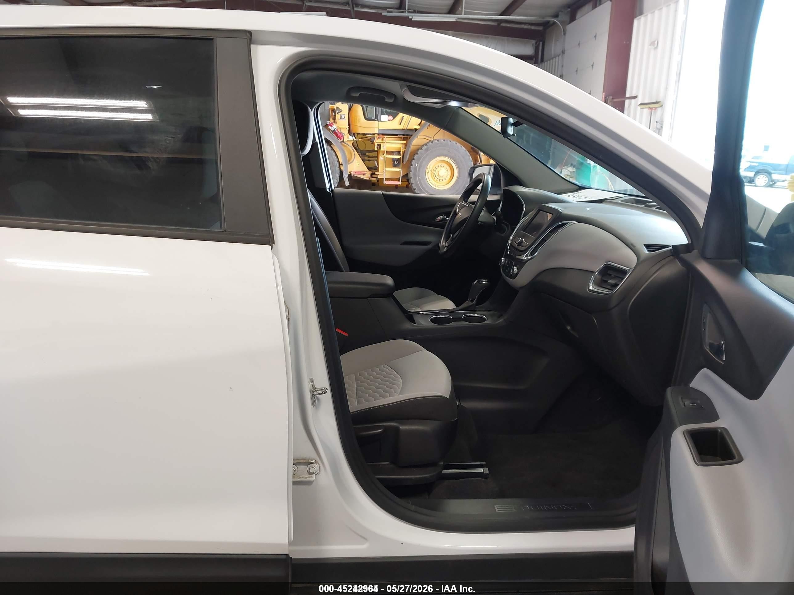 2020 Chevrolet Equinox Awd Ls White vin: 3GNAXSEV5LS629919