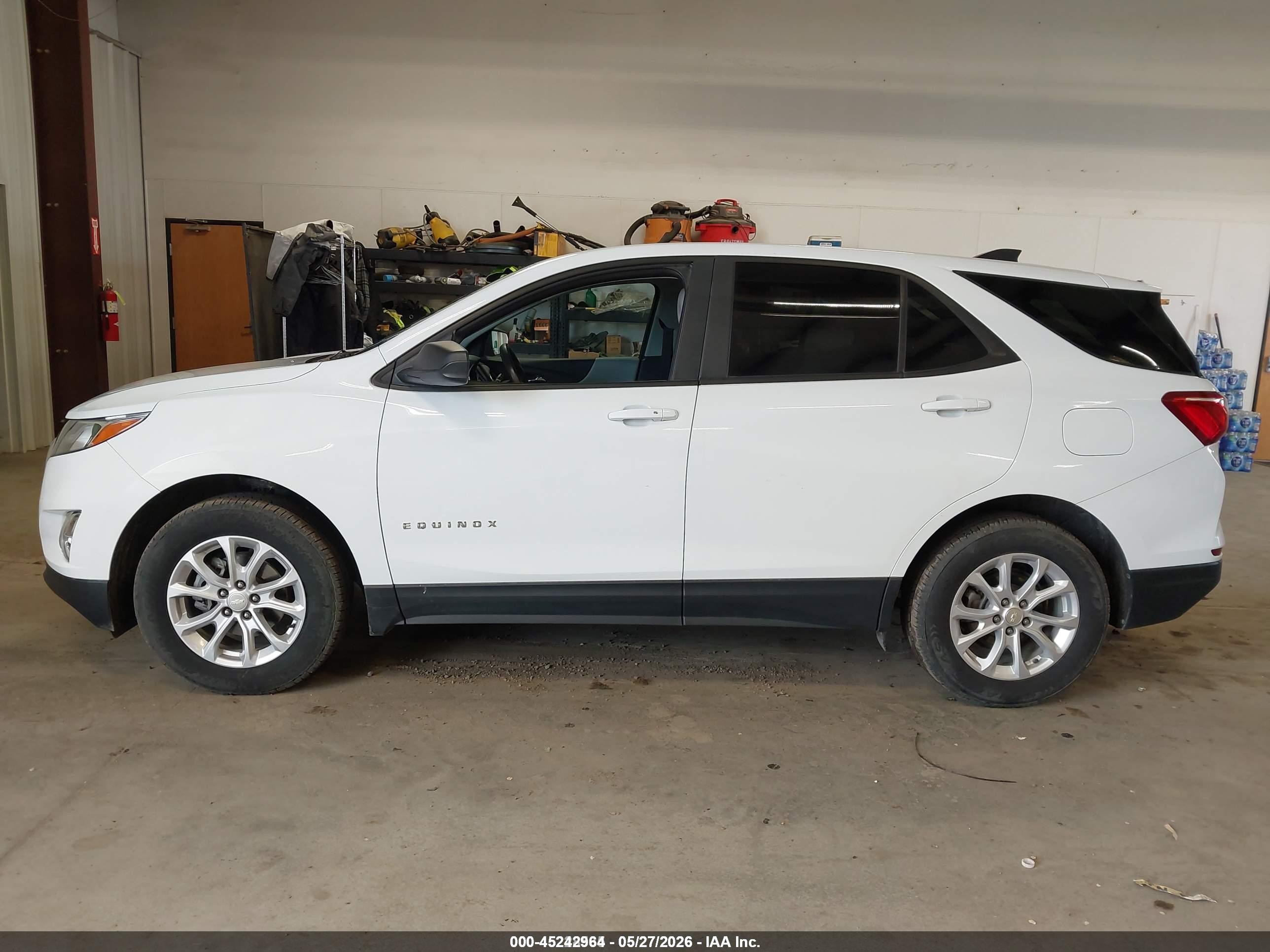 2020 Chevrolet Equinox Awd Ls White vin: 3GNAXSEV5LS629919