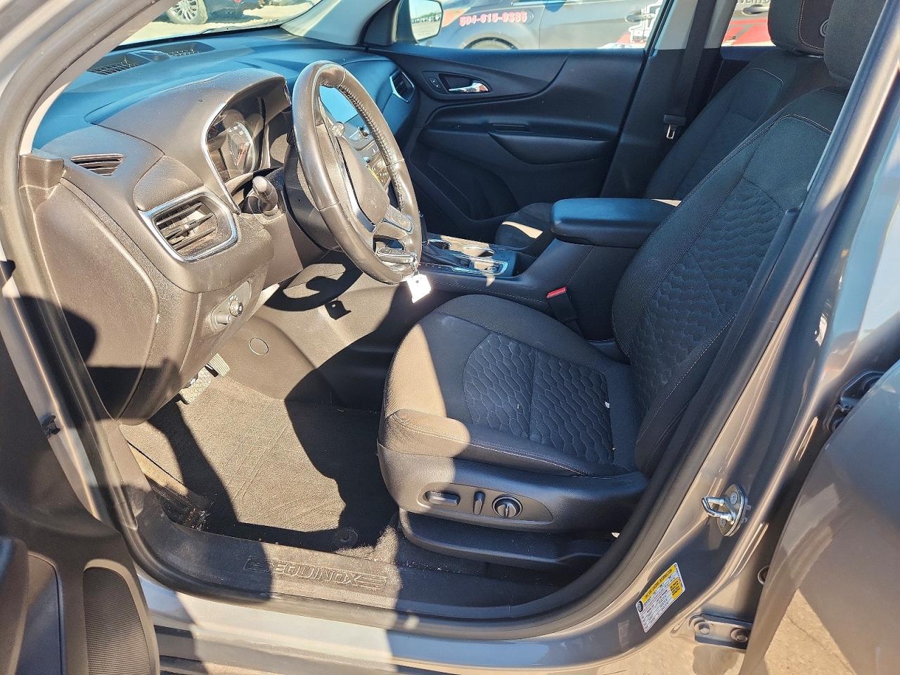 2018 Chevrolet Equinox Lt Silver vin: 3GNAXSEV6JS578802