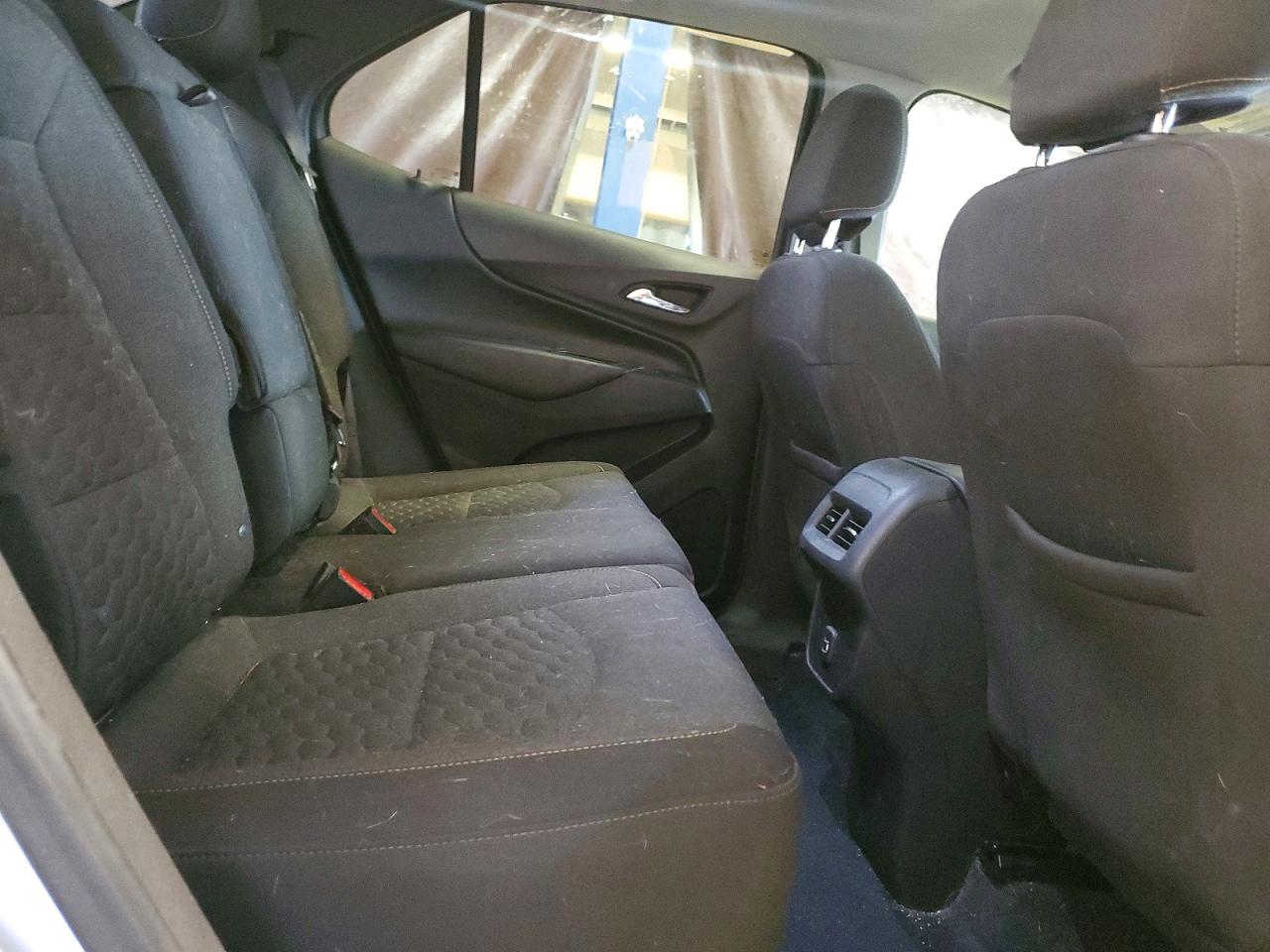 2021 Chevrolet Equinox Lt Silver vin: 3GNAXTEV9MS161300