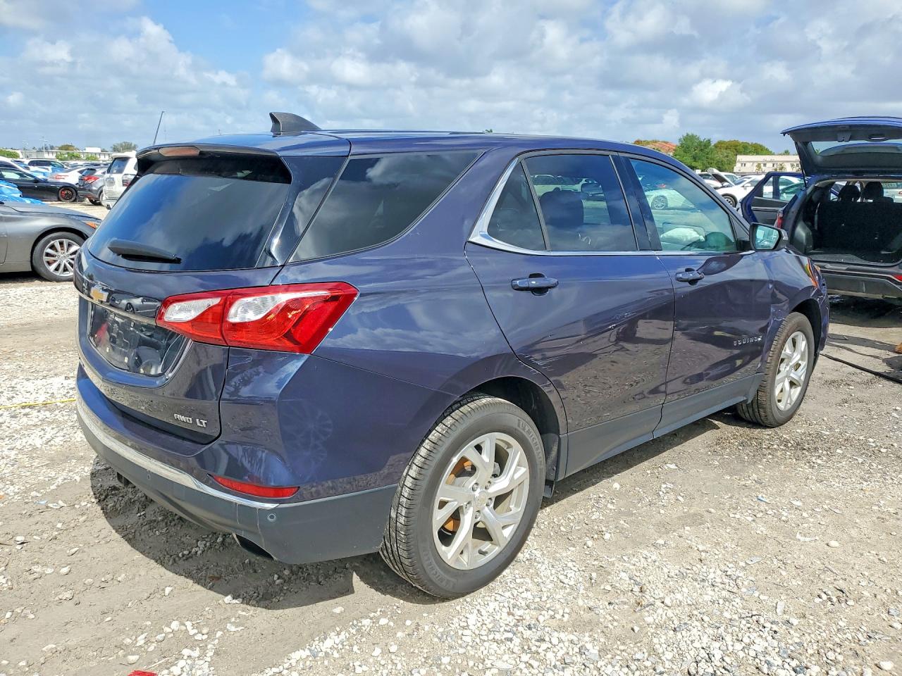2018 Chevrolet Equinox Lt Blue vin: 3GNAXTEX1JS555323