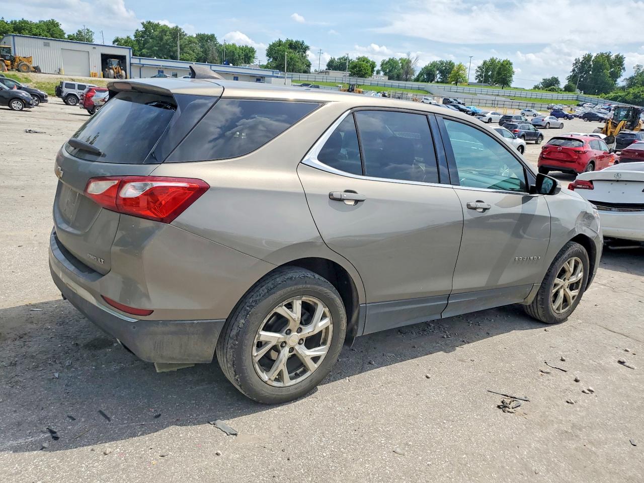 2018 Chevrolet Equinox Lt Beige vin: 3GNAXTEX3JS525689