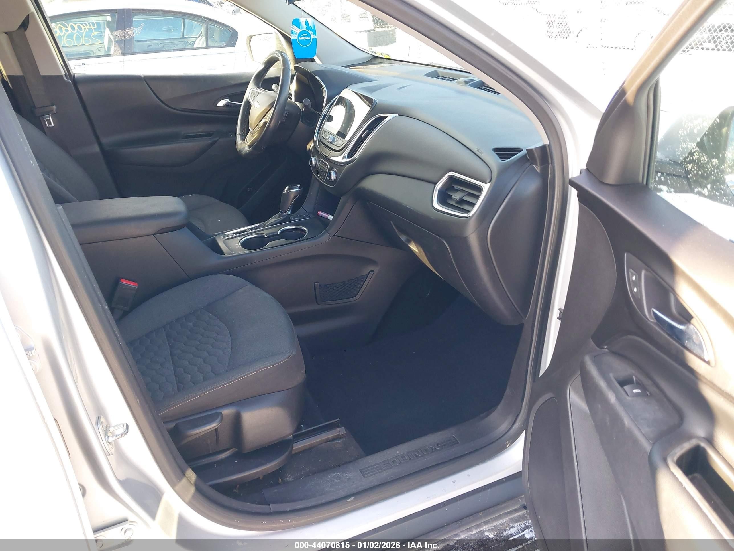 2018 Chevrolet Equinox Lt White vin: 3GNAXTEX5JS506058