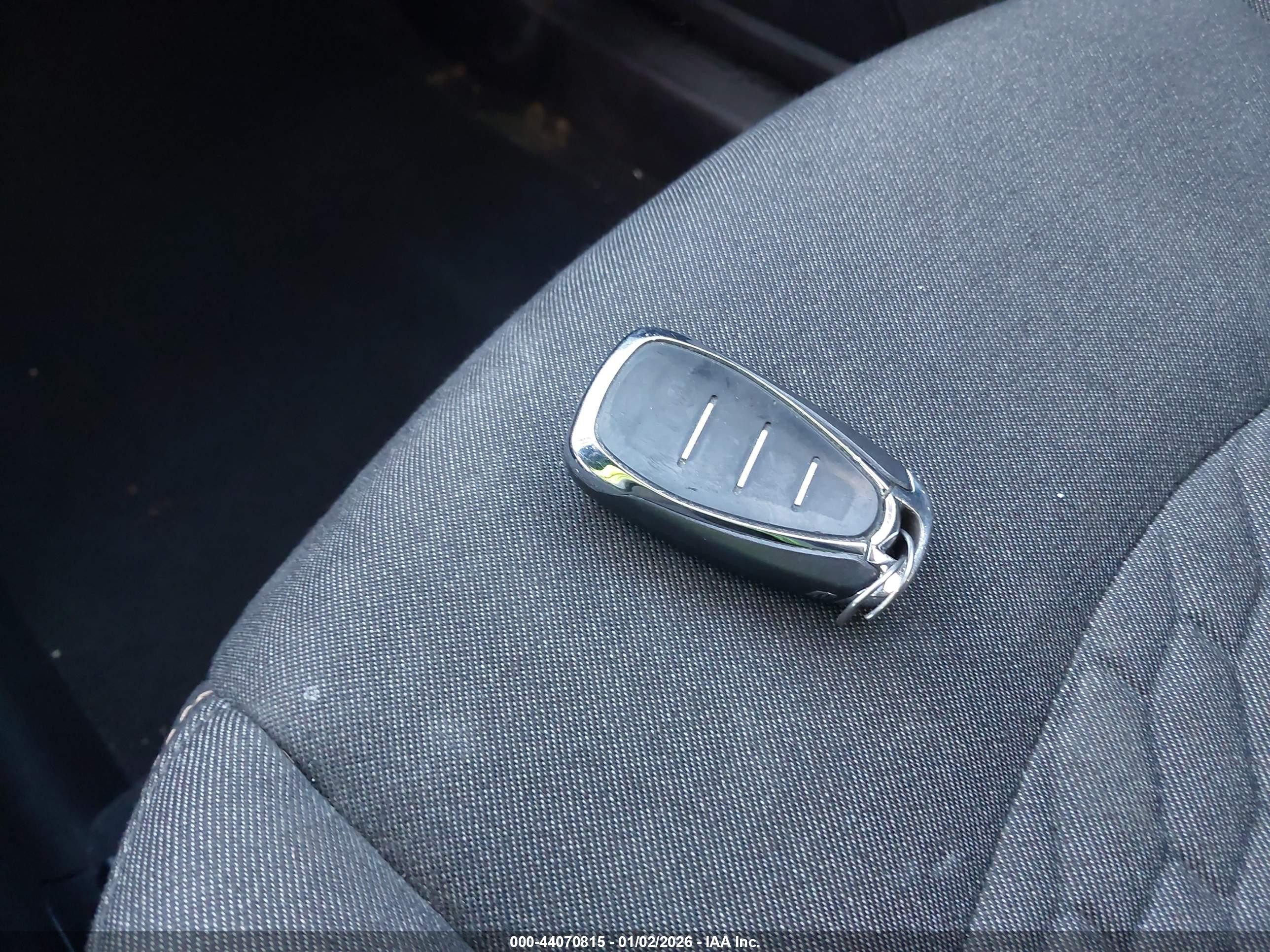 2018 Chevrolet Equinox Lt White vin: 3GNAXTEX5JS506058