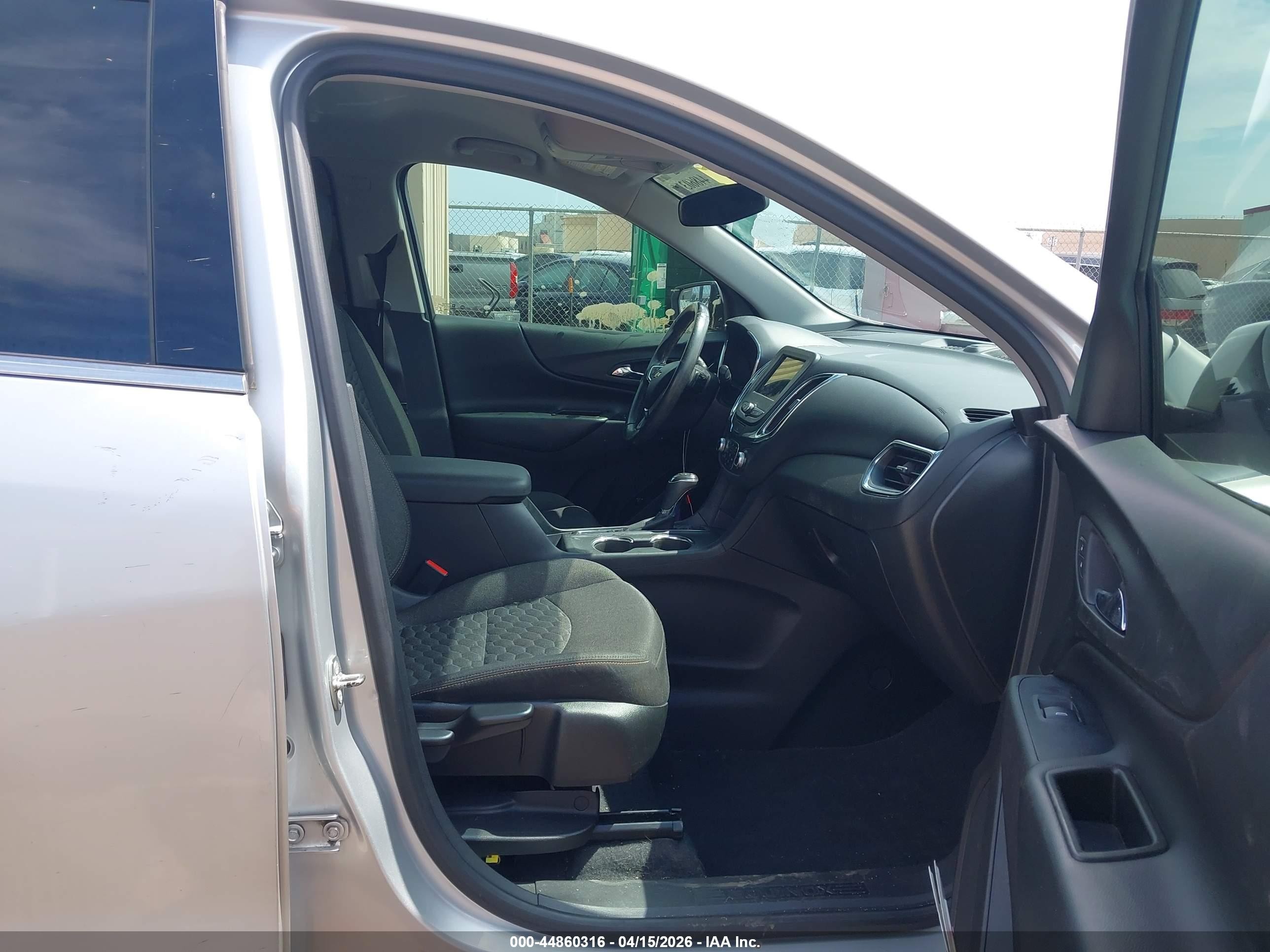 2019 Chevrolet Equinox Lt Silver vin: 3GNAXUEV1KL131964