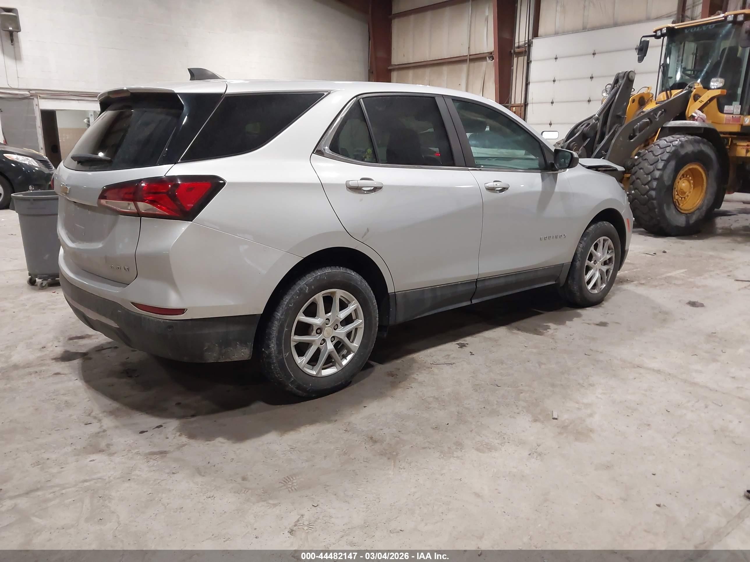 2022 Chevrolet Equinox Awd Lt Silver vin: 3GNAXUEV2NL101957