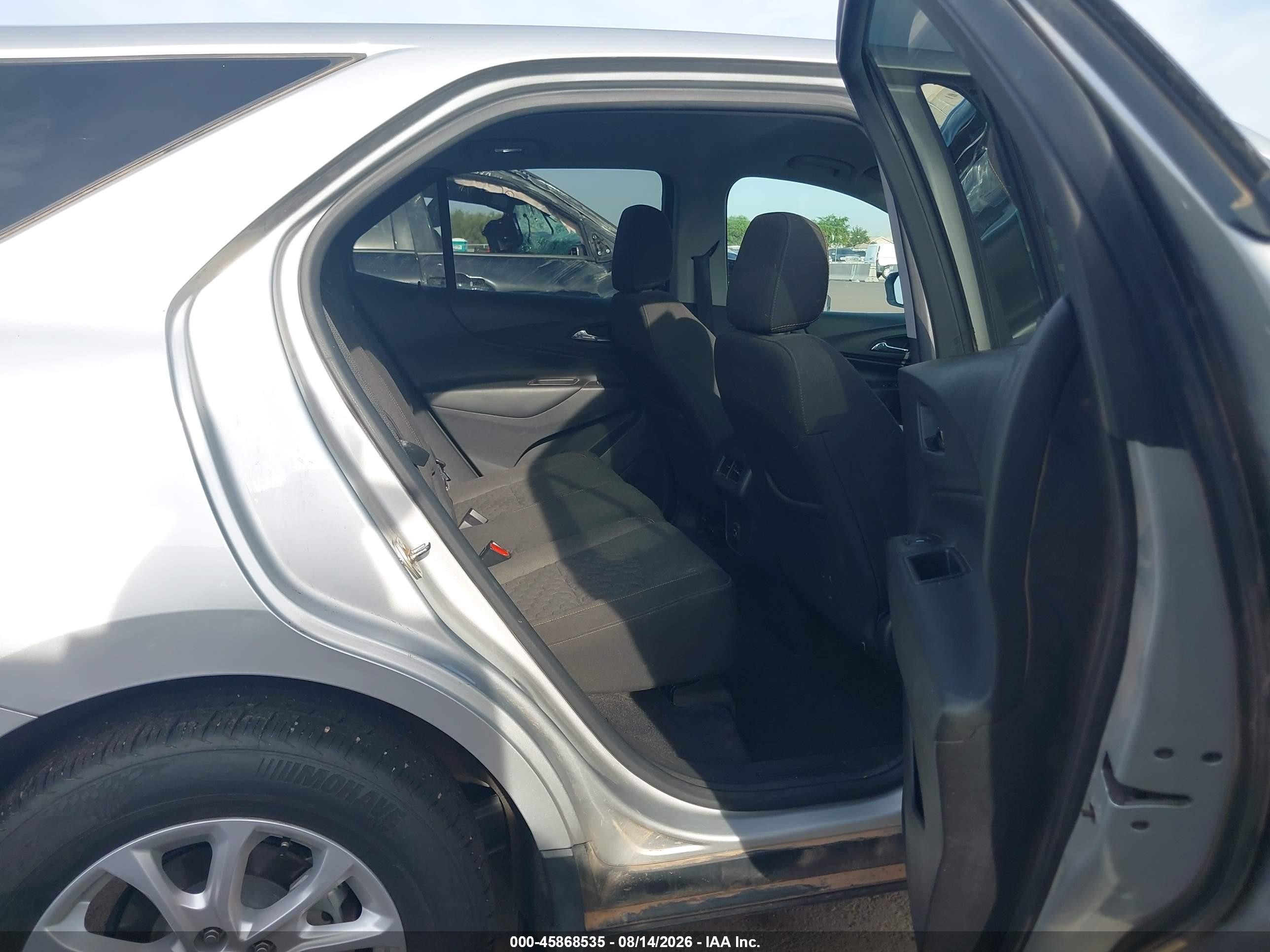 2021 Chevrolet Equinox Awd Lt Silver vin: 3GNAXUEV5MS102301