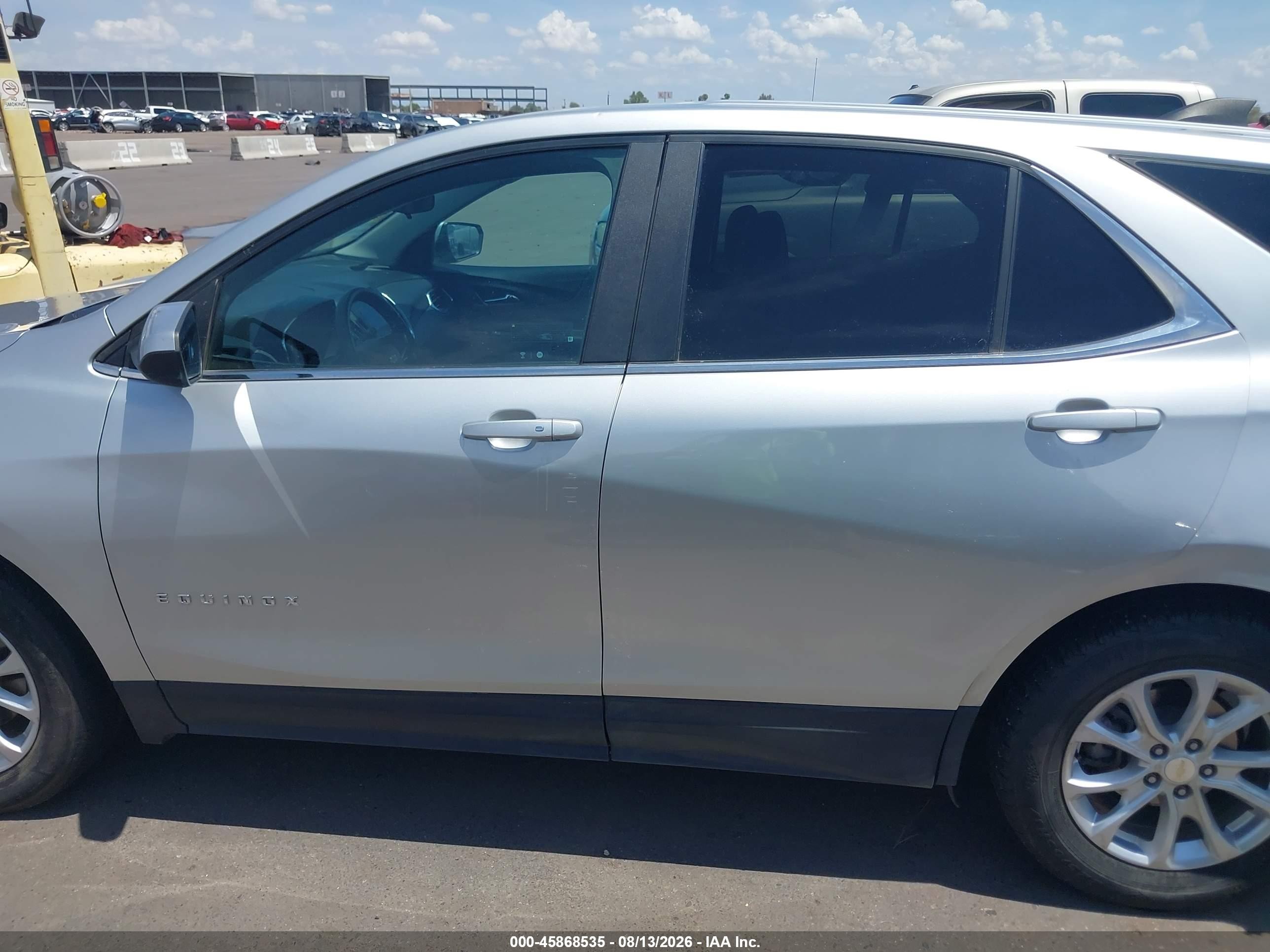 2021 Chevrolet Equinox Awd Lt Silver vin: 3GNAXUEV5MS102301
