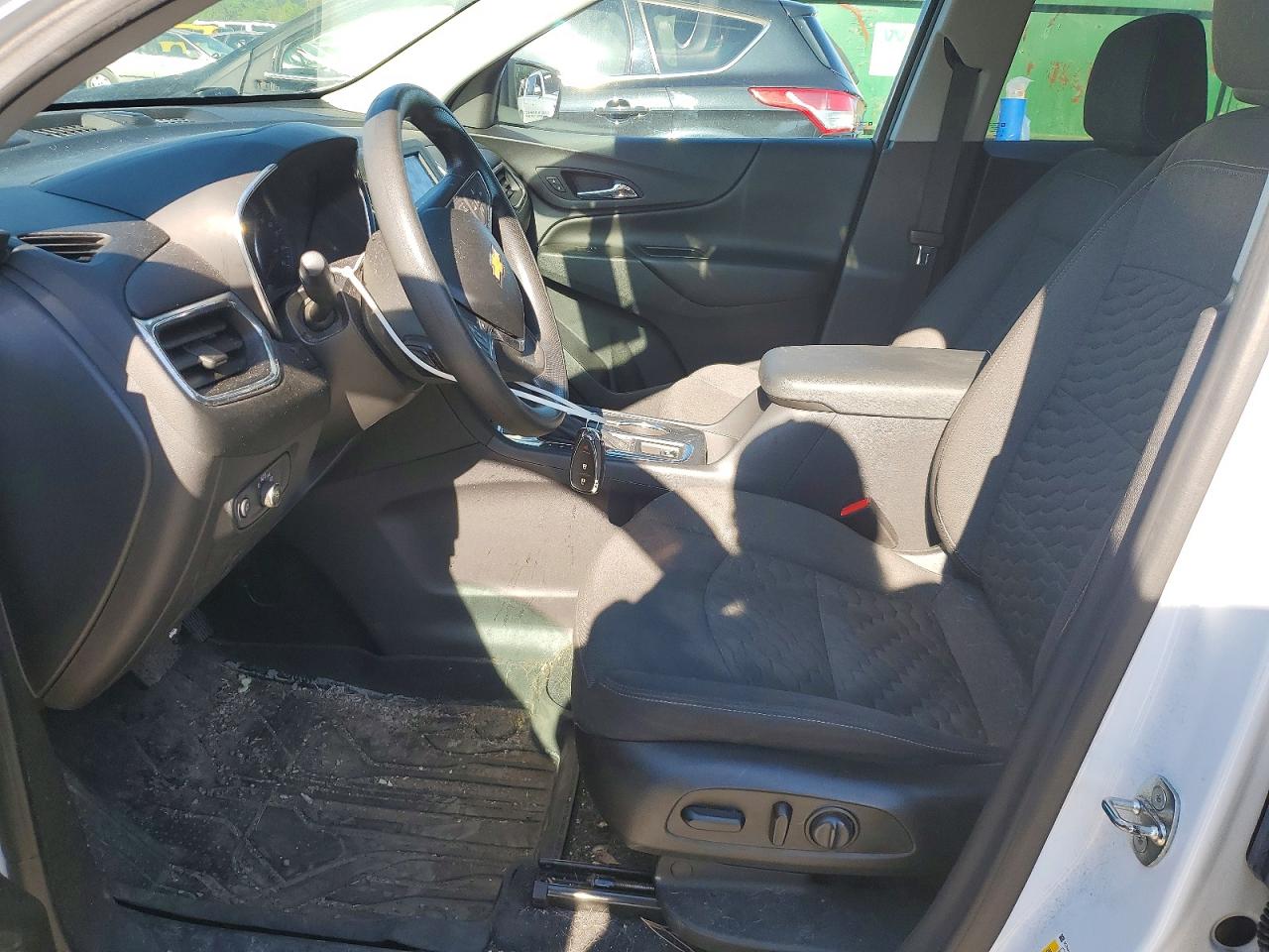 2021 Chevrolet Equinox Lt White vin: 3GNAXUEV6MS151698