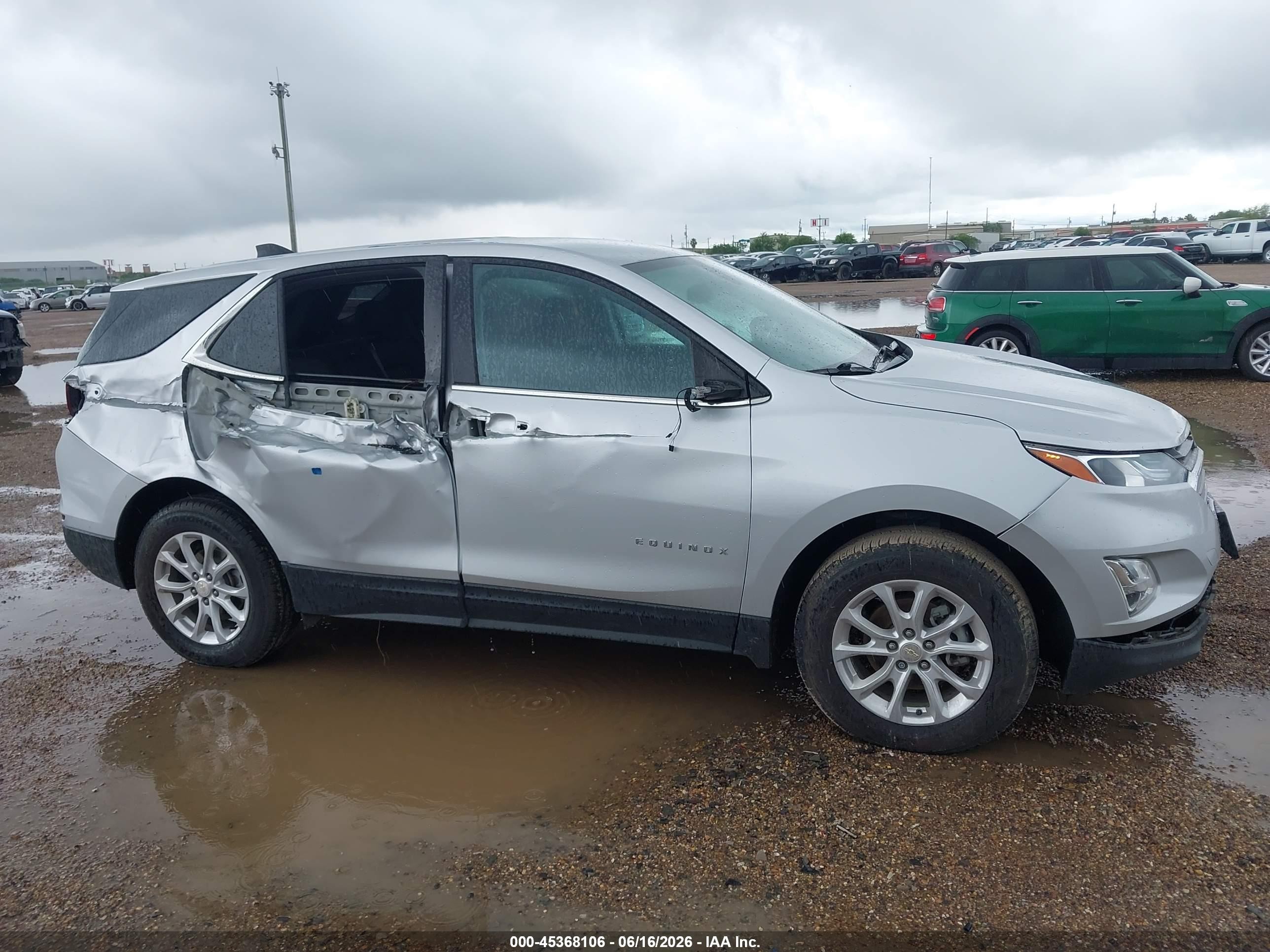 2021 Chevrolet Equinox Awd Lt Silver vin: 3GNAXUEV7MS172530