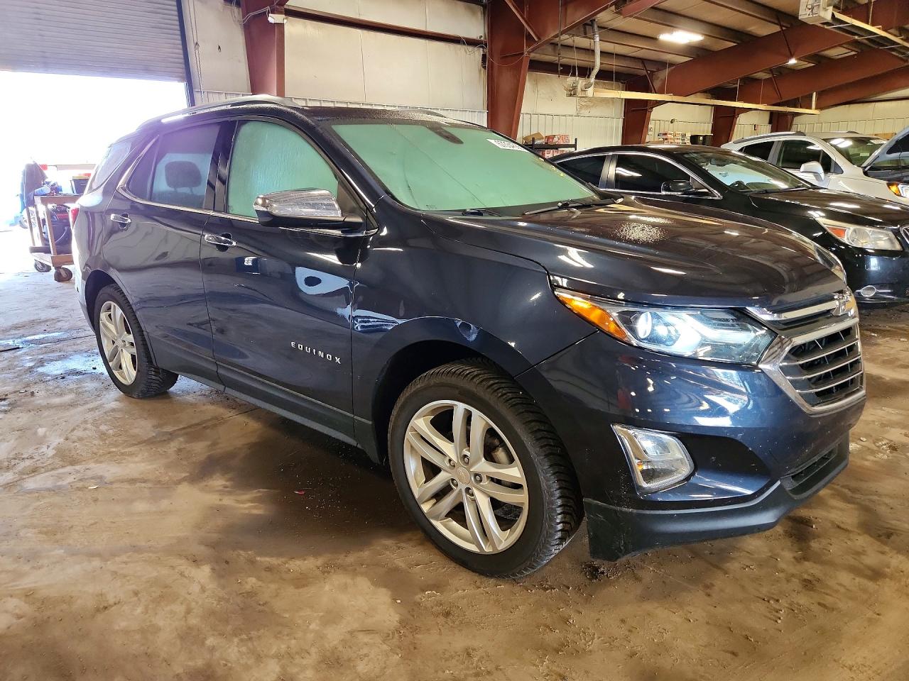 2018 Chevrolet Equinox Premier Blue vin: 3GNAXVEV1JS536362