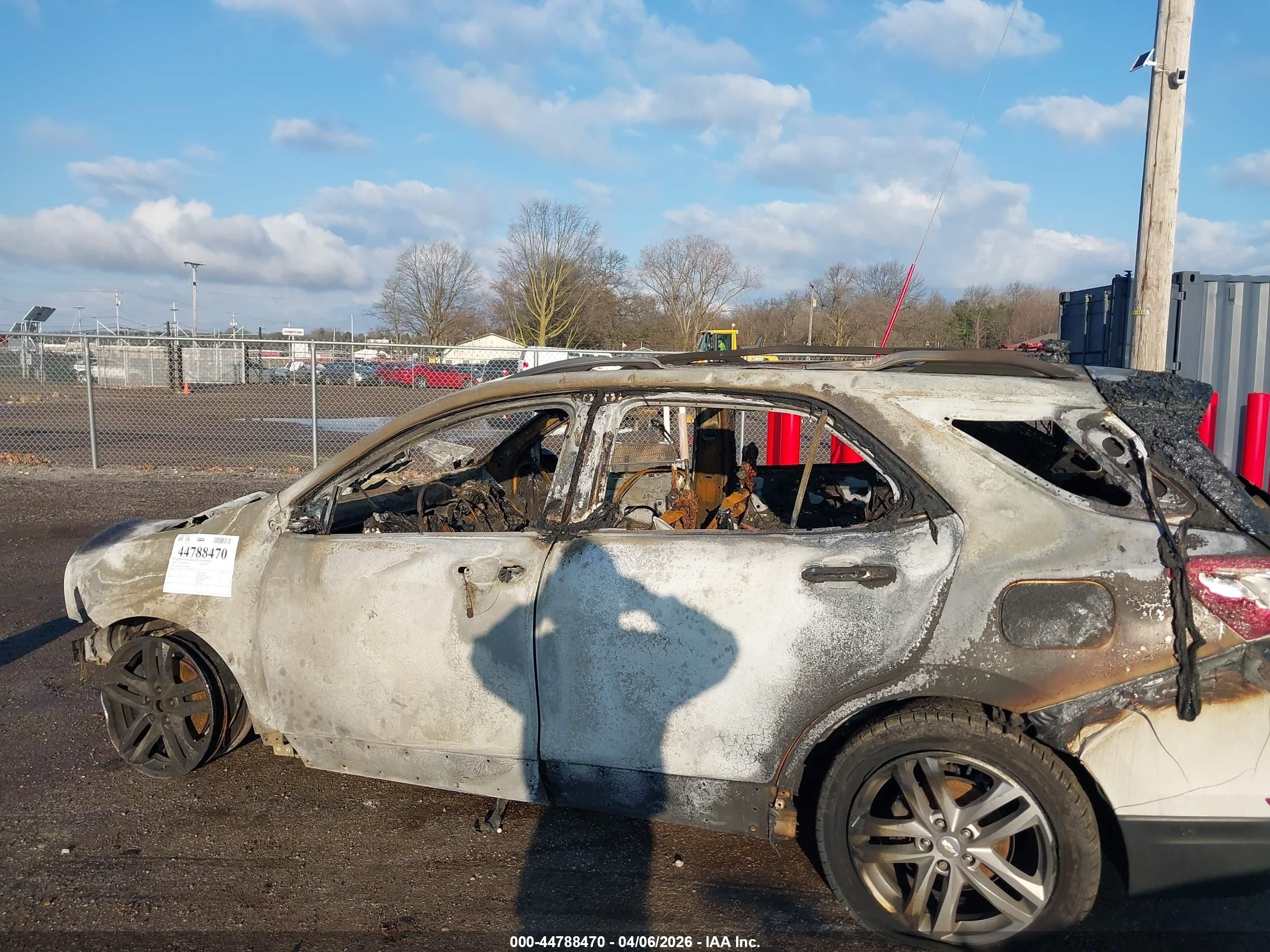 2018 Chevrolet Equinox Premier White vin: 3GNAXWEXXJS645586