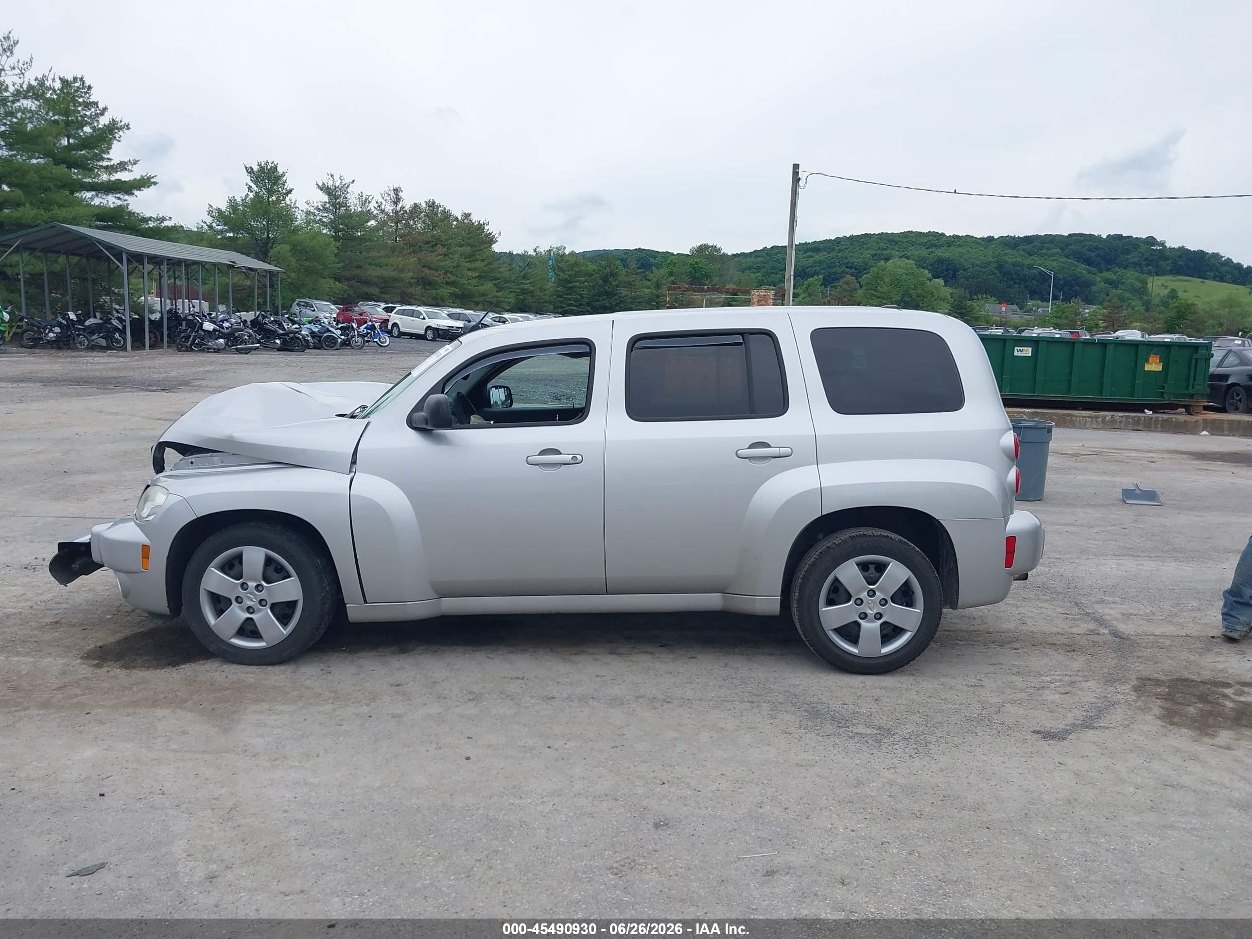 2010 Chevrolet Hhr Ls Silver vin: 3GNBAADB7AS540826