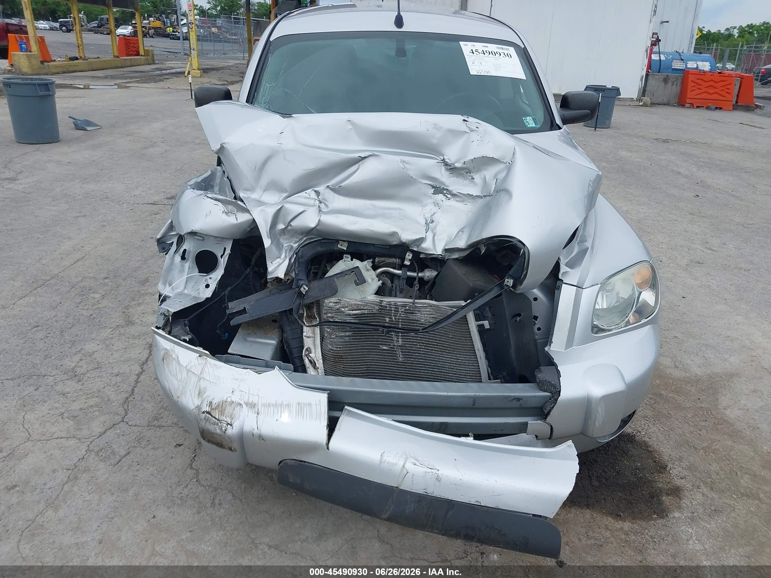 2010 Chevrolet Hhr Ls Silver vin: 3GNBAADB7AS540826