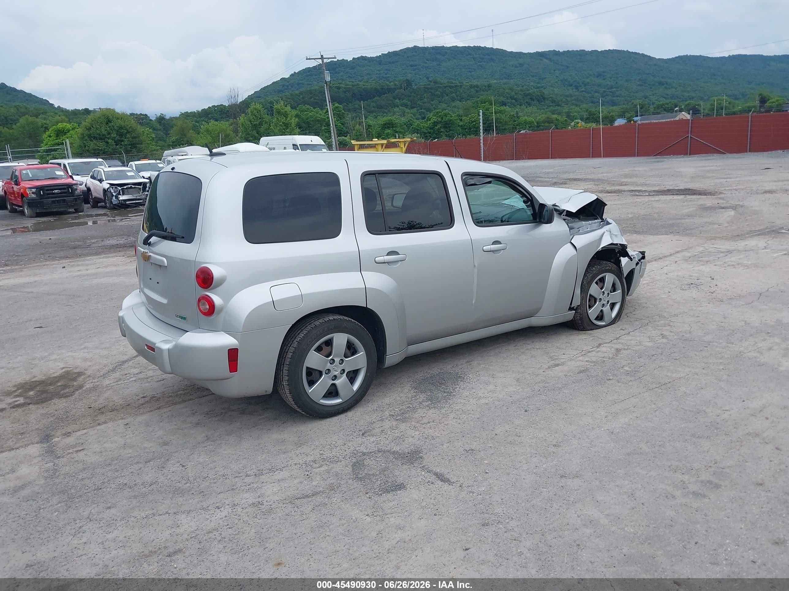 2010 Chevrolet Hhr Ls Silver vin: 3GNBAADB7AS540826