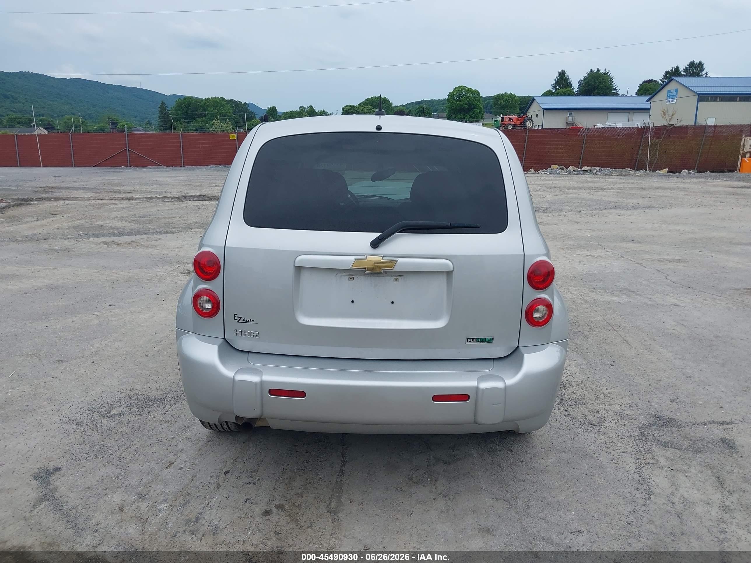 2010 Chevrolet Hhr Ls Silver vin: 3GNBAADB7AS540826