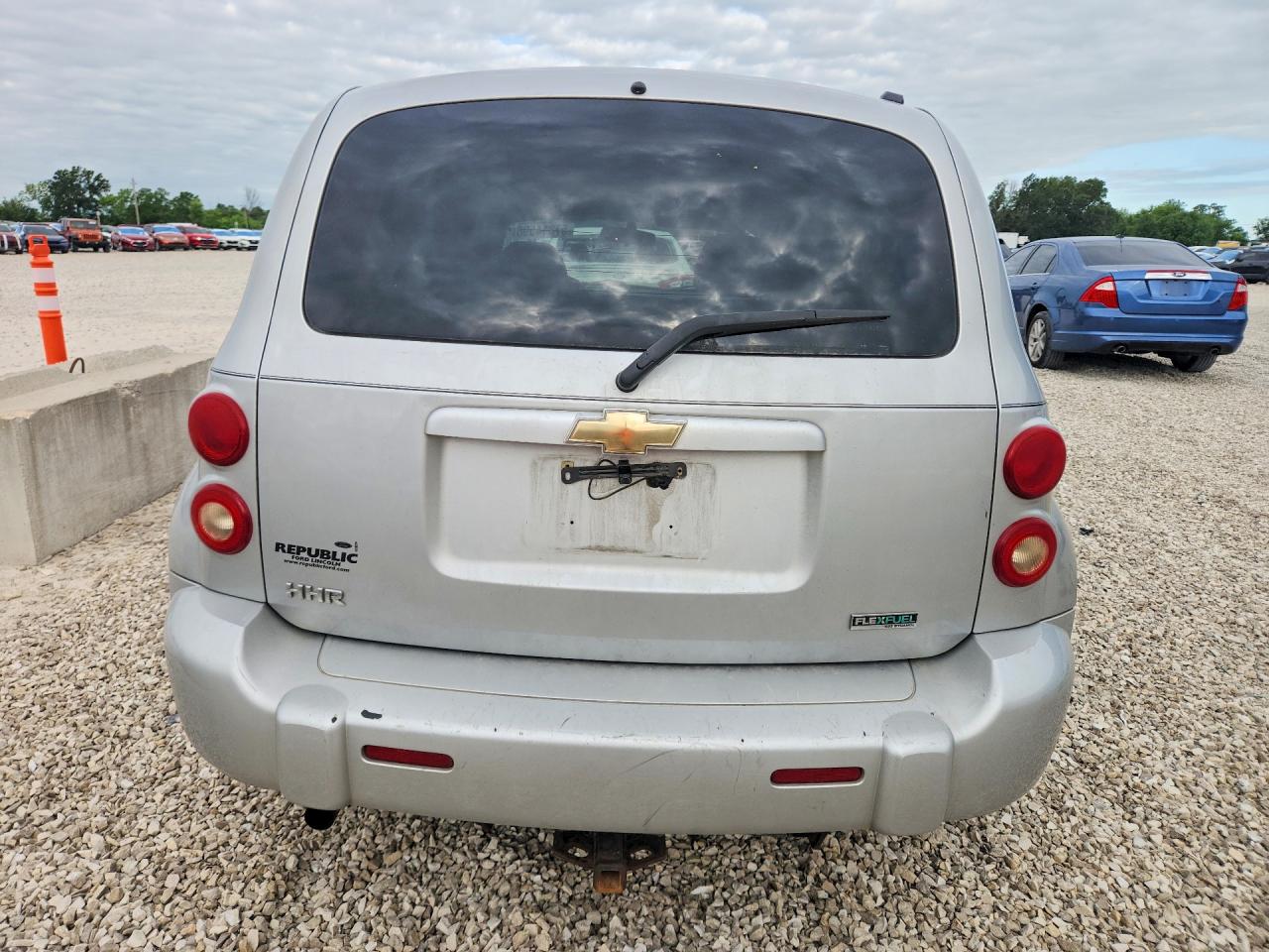 2010 Chevrolet Hhr Ls Silver vin: 3GNBAADB7AS551681