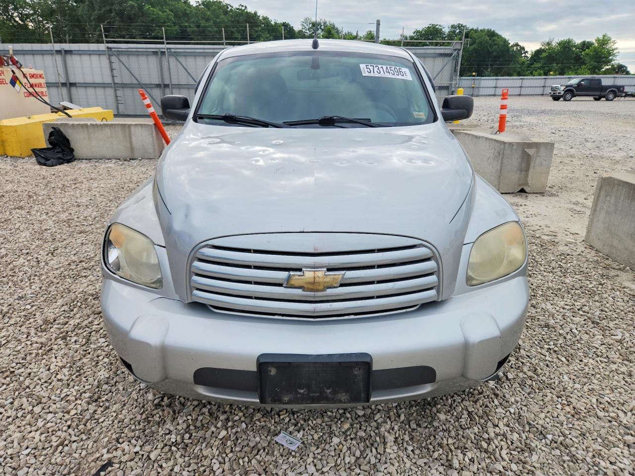 2010 Chevrolet Hhr Ls Silver vin: 3GNBAADB7AS551681