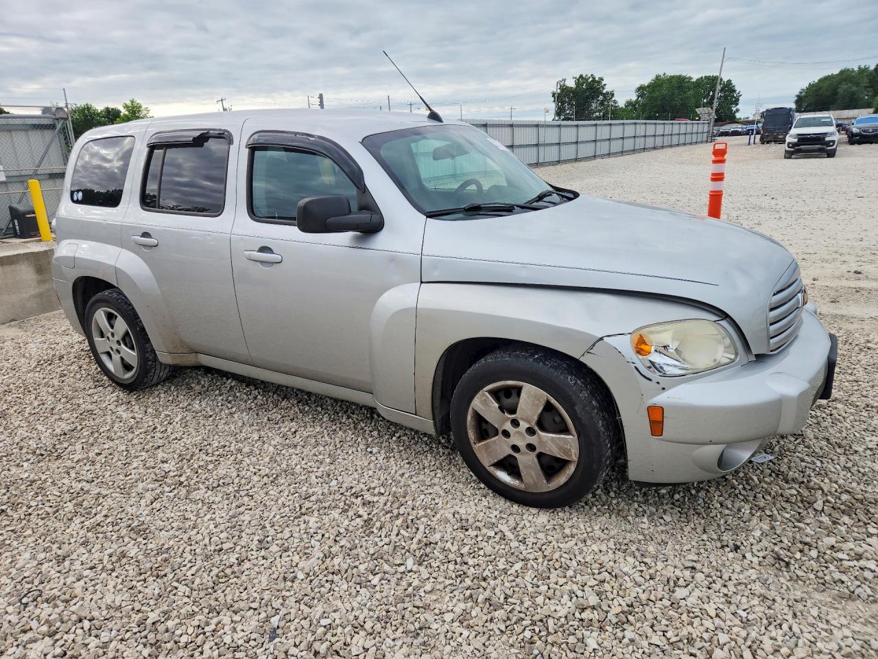 2010 Chevrolet Hhr Ls Silver vin: 3GNBAADB7AS551681