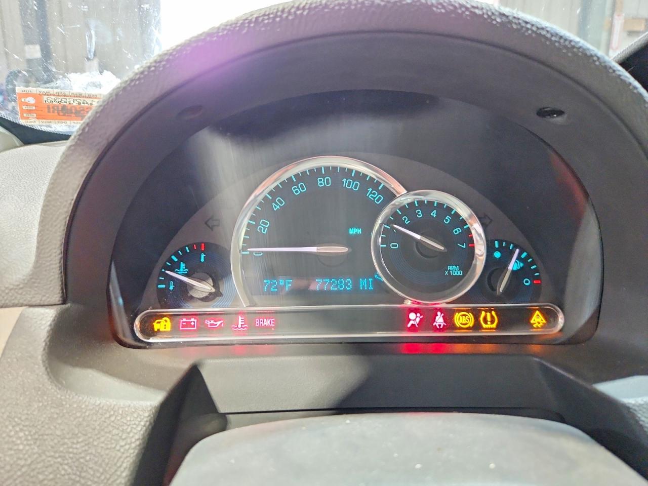 2011 Chevrolet Hhr Ls White vin: 3GNBAAFW0BS571045