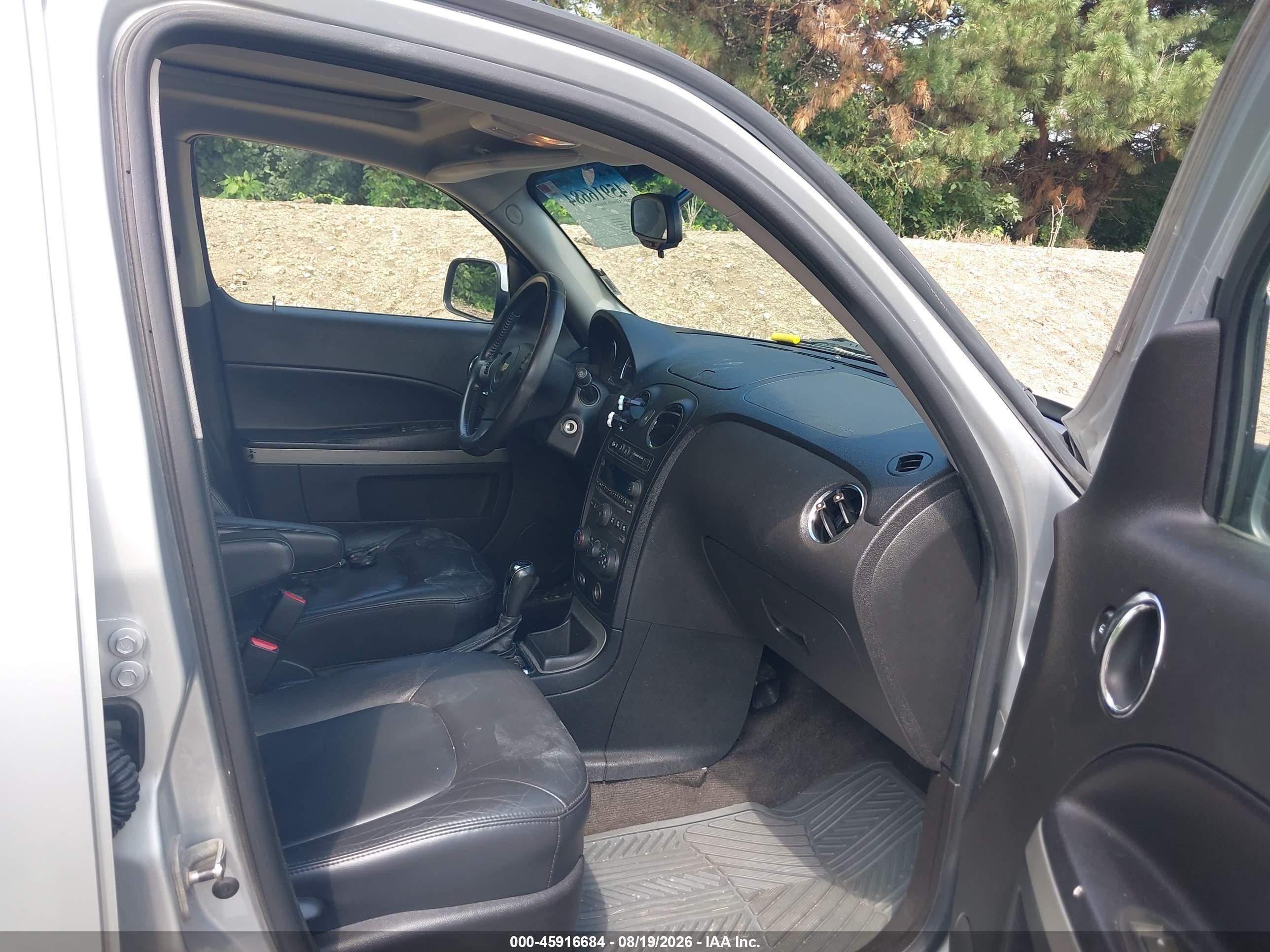 2010 Chevrolet Hhr Lt Silver vin: 3GNBABDB9AS641811