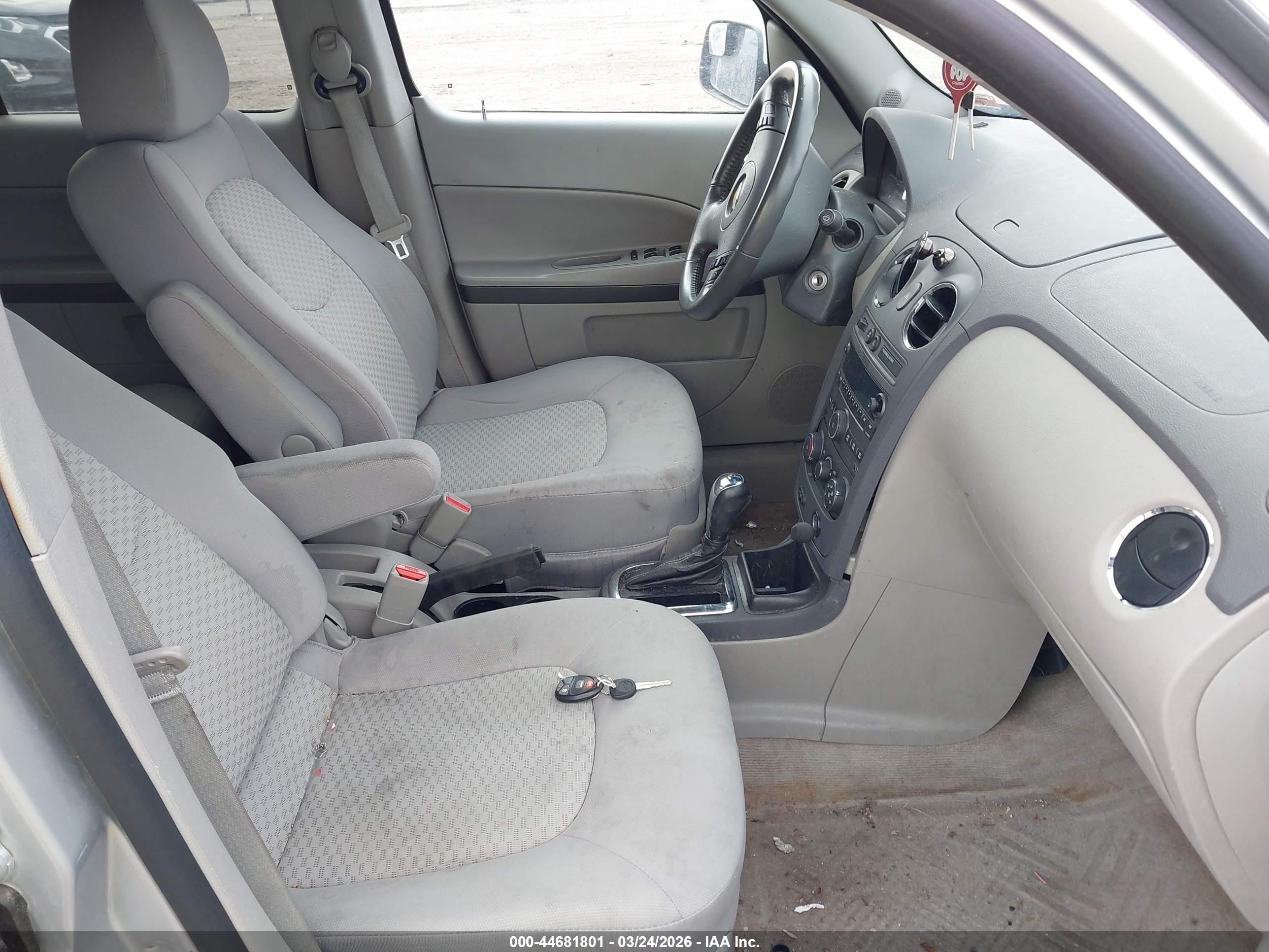 2011 Chevrolet Hhr Lt Silver vin: 3GNBABFU0BS565914