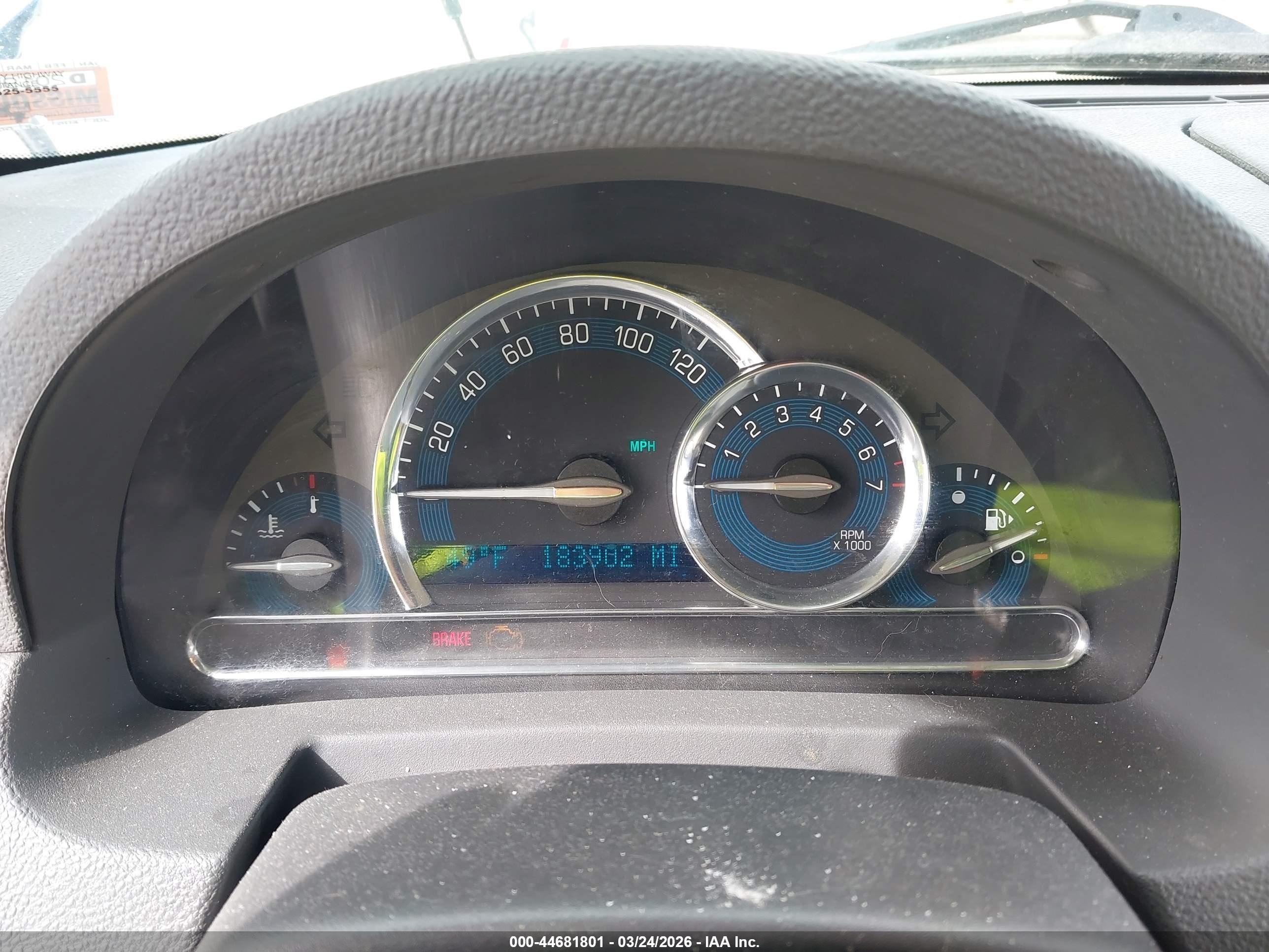 2011 Chevrolet Hhr Lt Silver vin: 3GNBABFU0BS565914