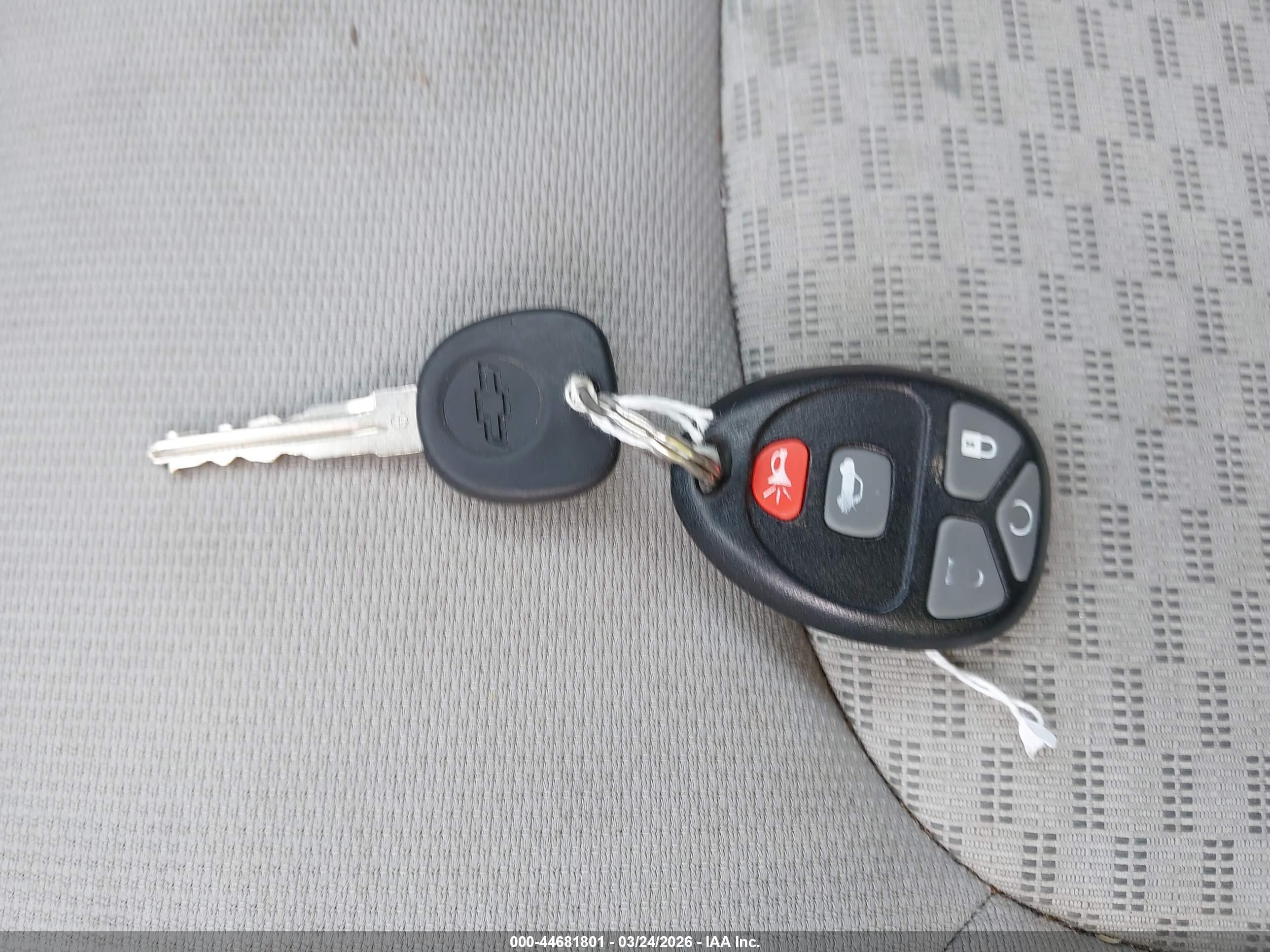 2011 Chevrolet Hhr Lt Silver vin: 3GNBABFU0BS565914