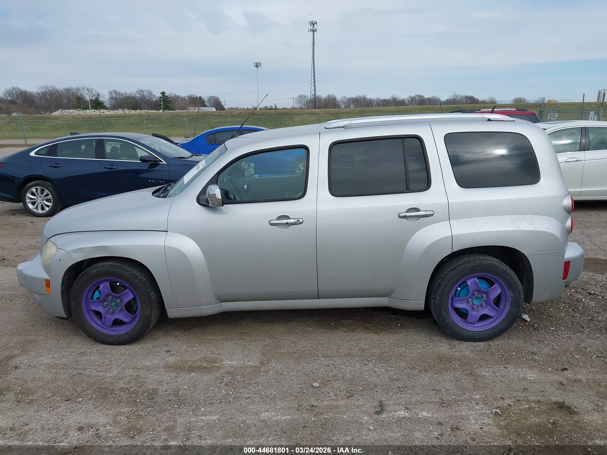 2011 Chevrolet Hhr Lt Silver vin: 3GNBABFU0BS565914