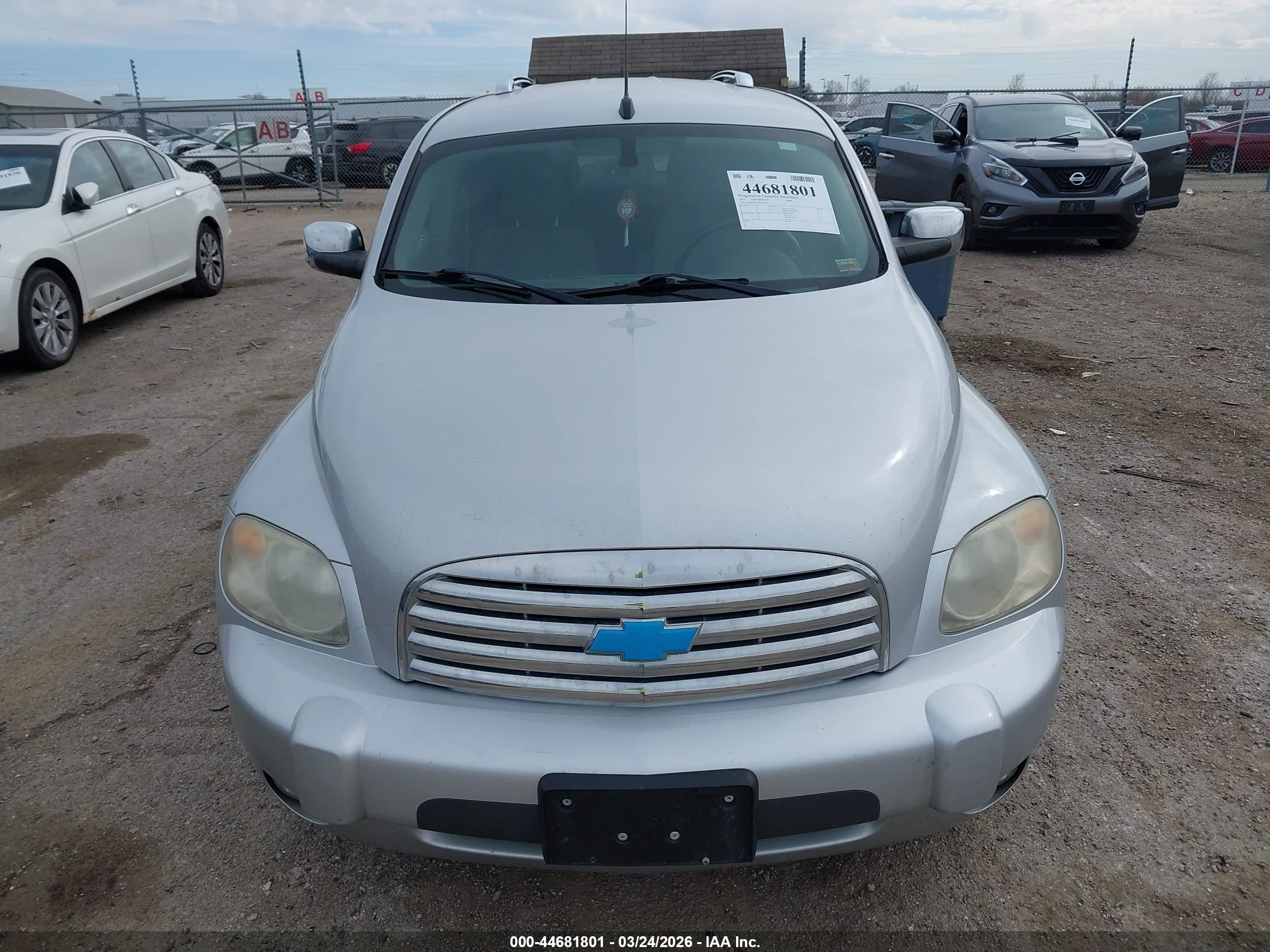 2011 Chevrolet Hhr Lt Silver vin: 3GNBABFU0BS565914