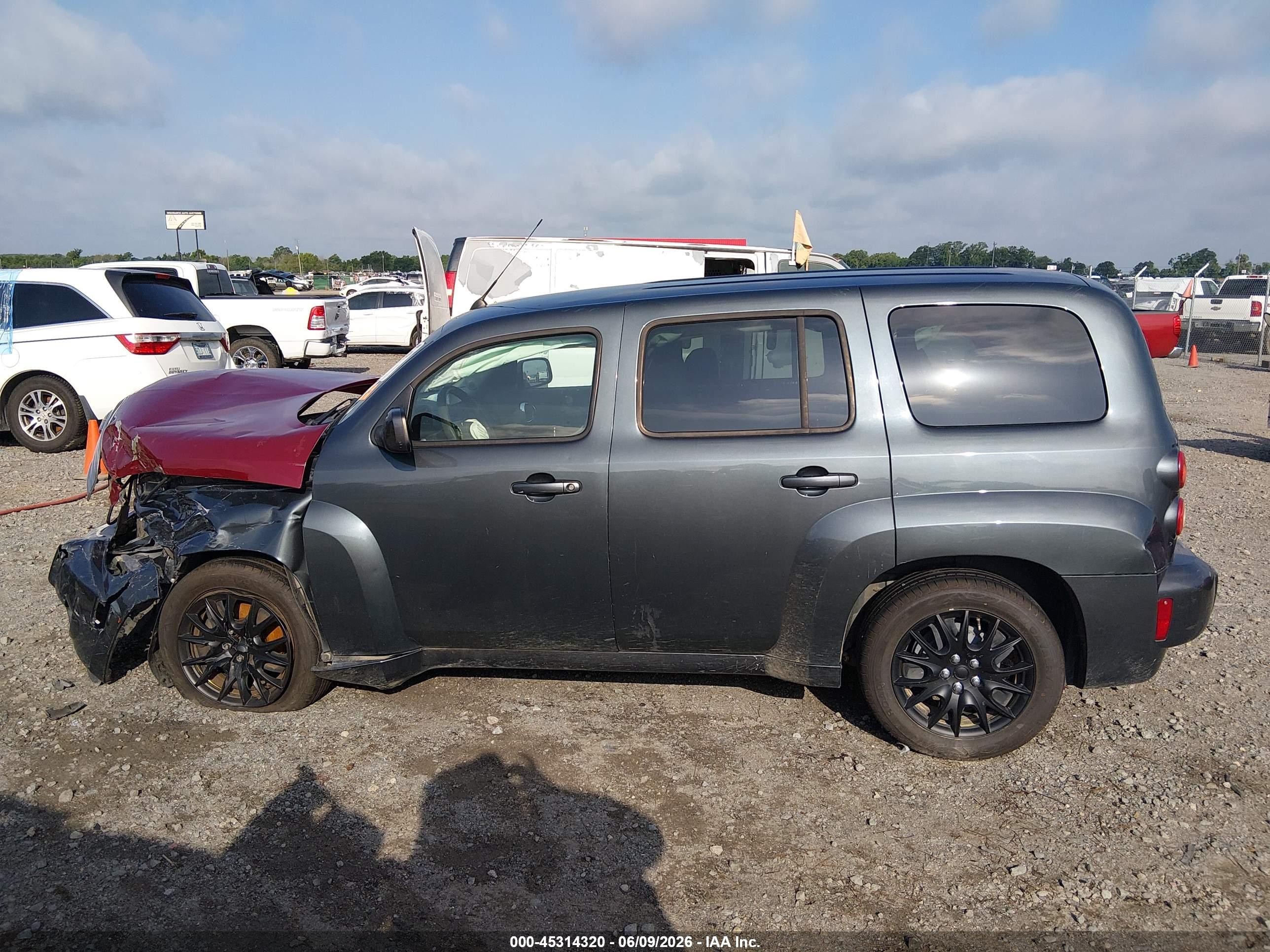 2011 Chevrolet Hhr Lt Gray vin: 3GNBABFW1BS570363