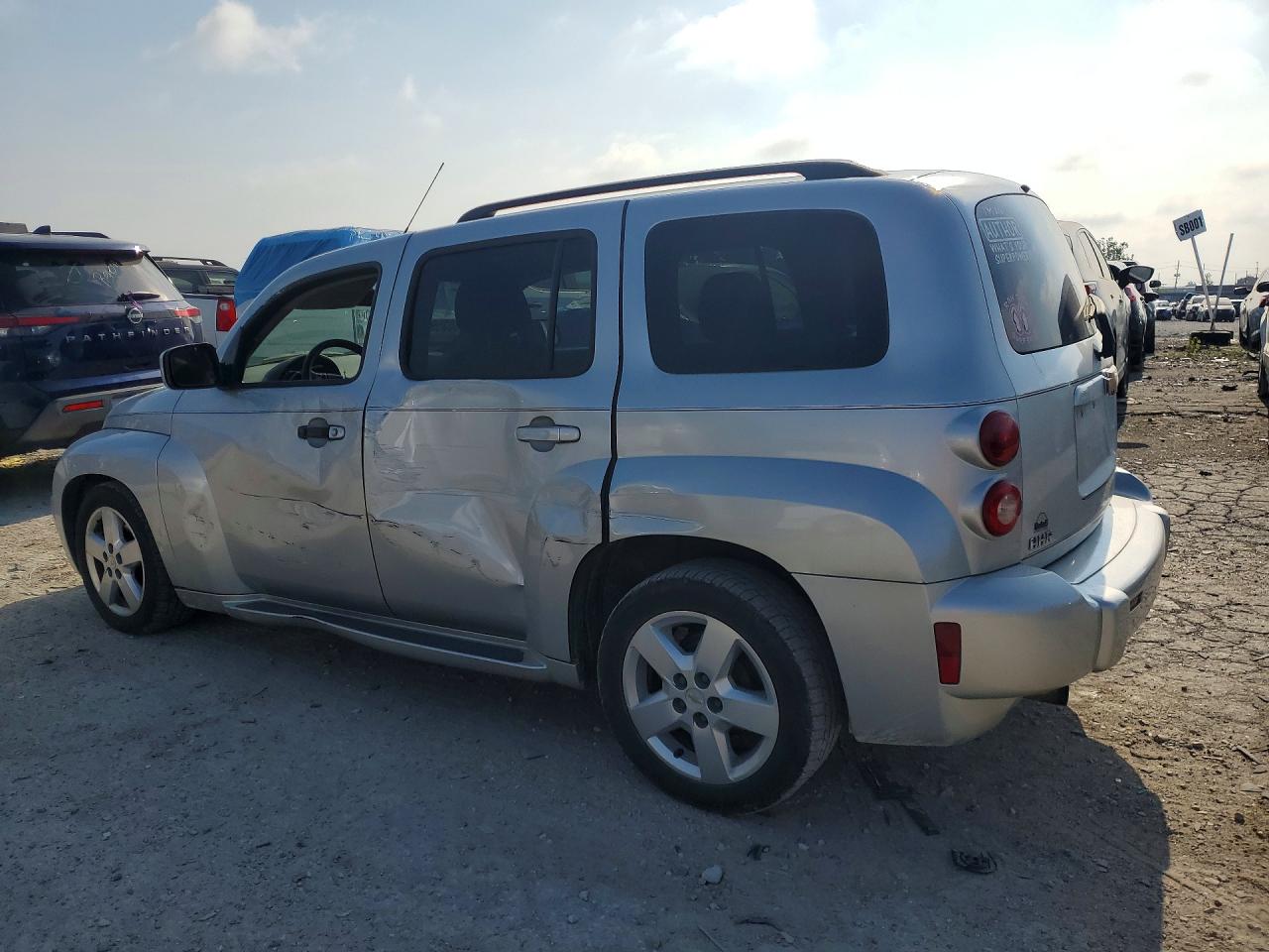 2011 Chevrolet Hhr Lt Silver vin: 3GNBABFW2BS503366