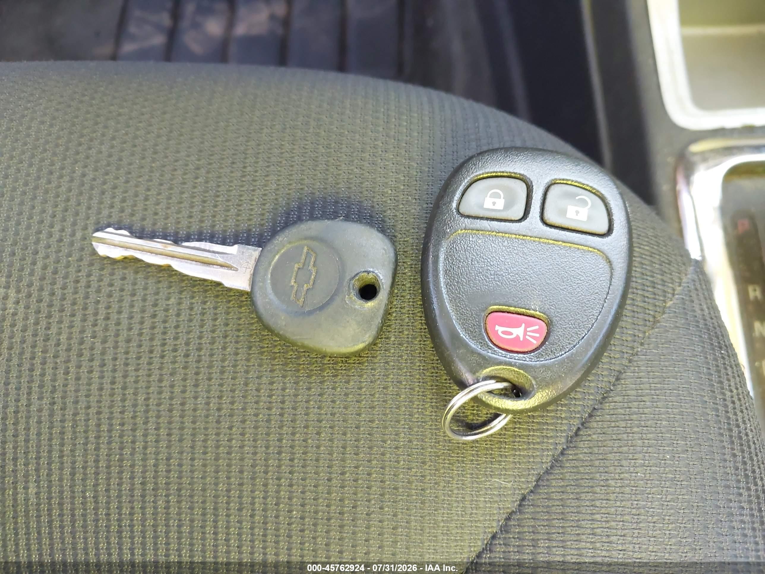 2011 Chevrolet Hhr Lt W/1lt Silver vin: 3GNBABFW3BS525764