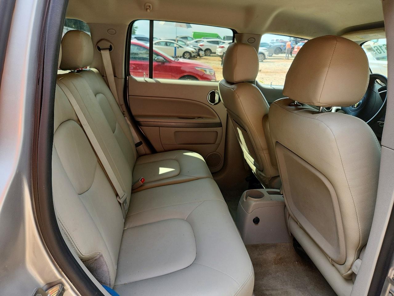 2011 Chevrolet Hhr Lt Silver vin: 3GNBABFW7BS589919