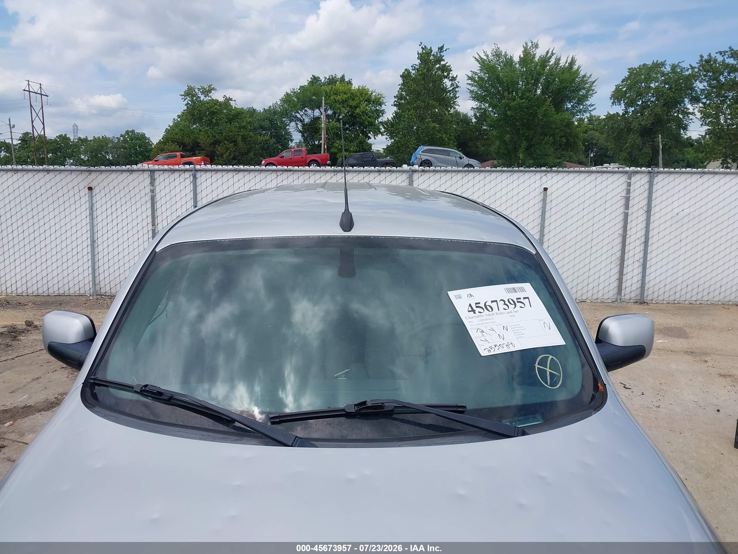 2011 Chevrolet Hhr Lt W/1lt Серебряный vin: 3GNBABFW8BS530958