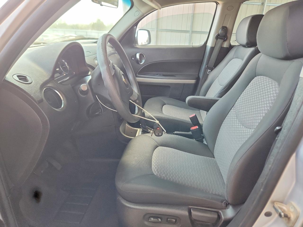 2011 Chevrolet Hhr Lt Silver vin: 3GNBABFW8BS558436