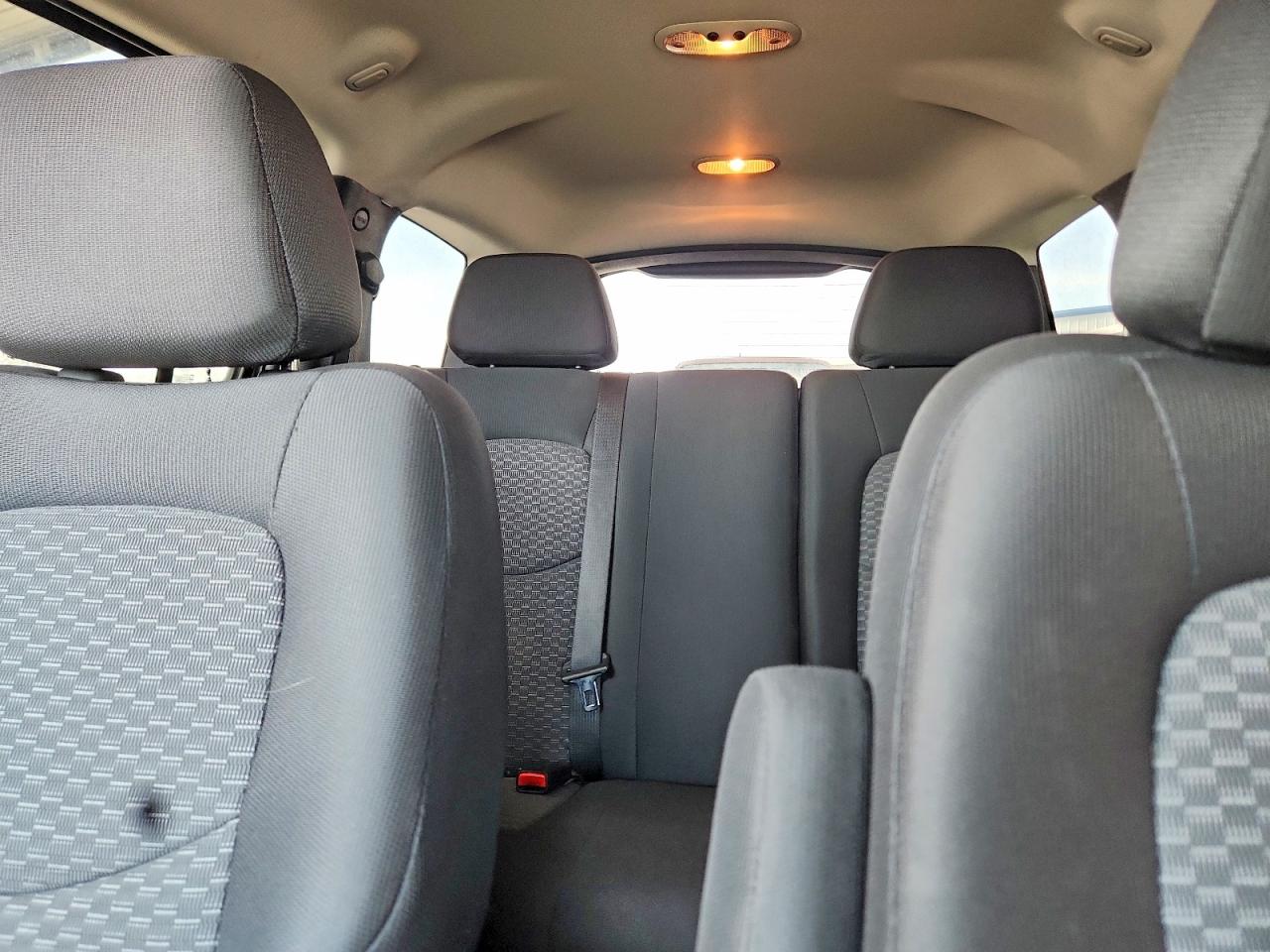 2011 Chevrolet Hhr Lt Silver vin: 3GNBABFW8BS558436