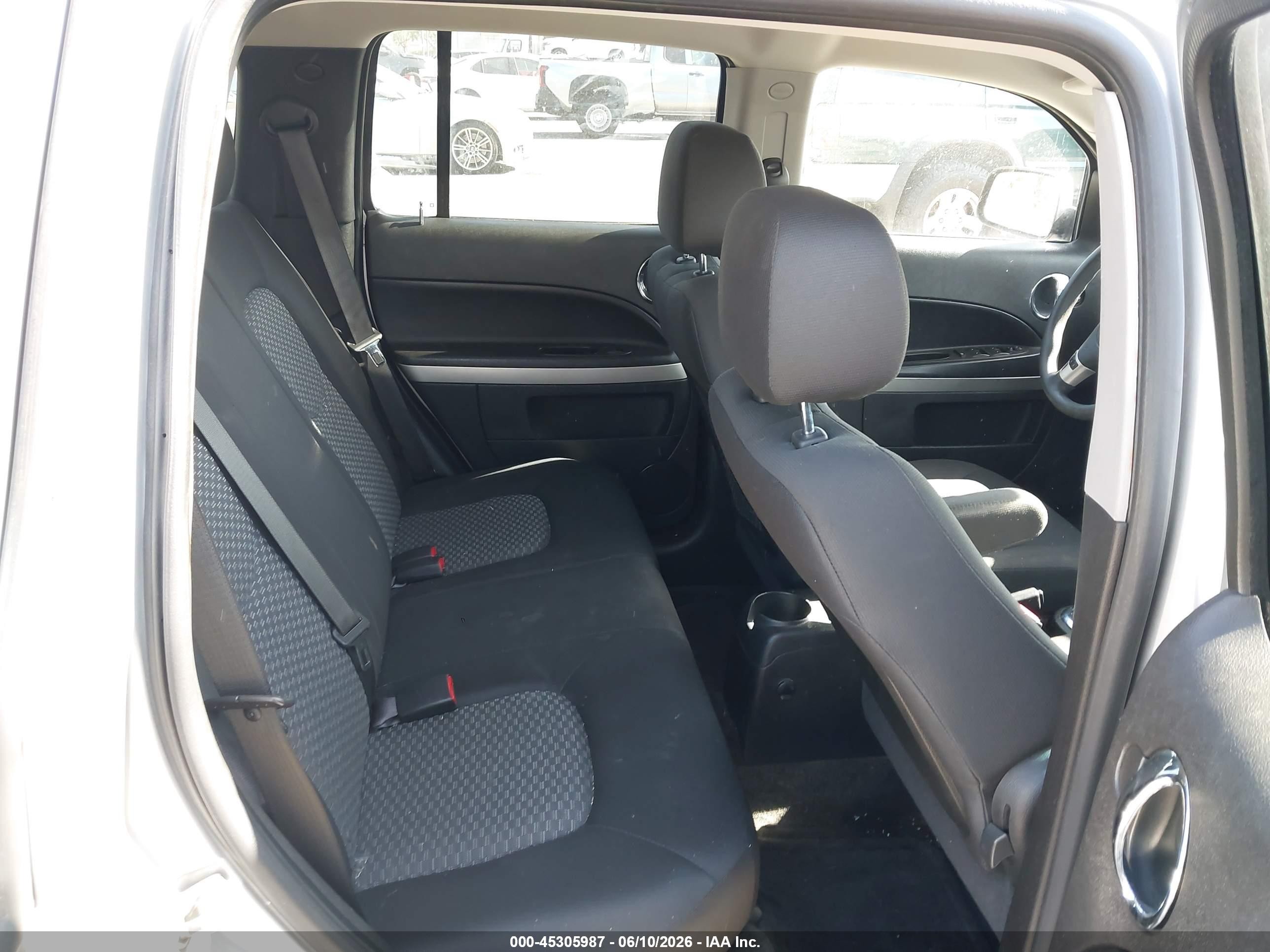 2011 Chevrolet Hhr Lt Silver vin: 3GNBABFW9BS511805