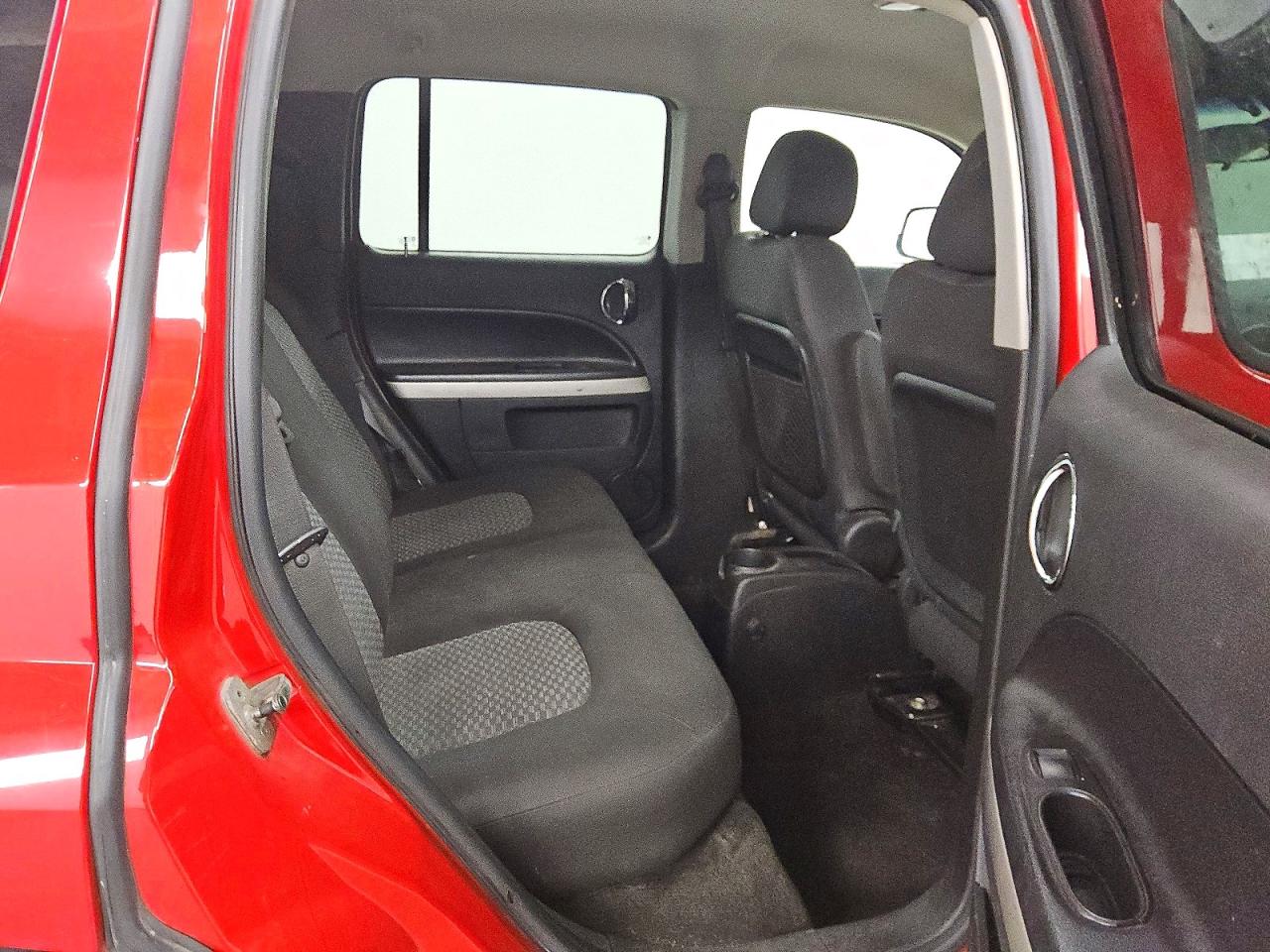 2011 Chevrolet Hhr Lt Red vin: 3GNBABFWXBS510145