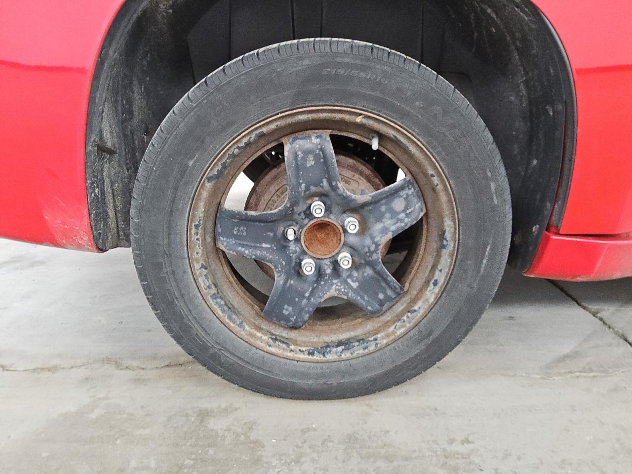 2011 Chevrolet Hhr Lt Red vin: 3GNBABFWXBS510145 Damage: Right Rear Wheel, Corrosion, > 12 Inches