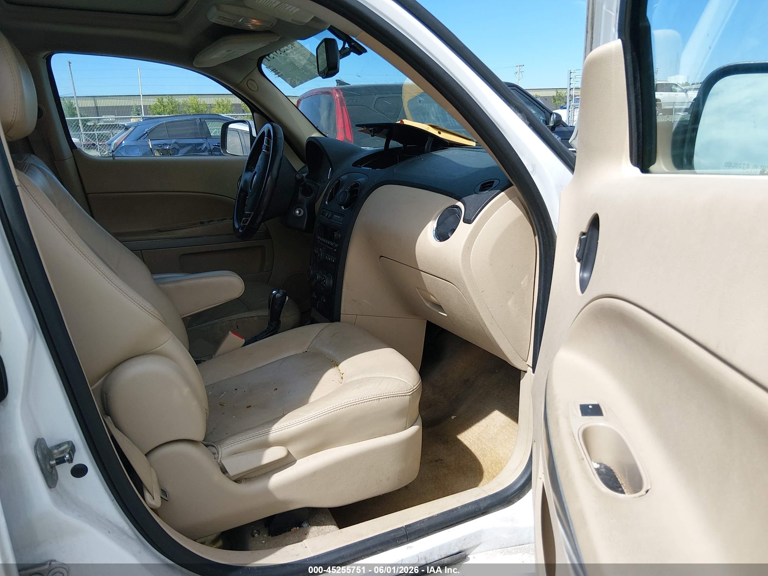 2010 Chevrolet Hhr Lt White vin: 3GNBACDV3AS583582